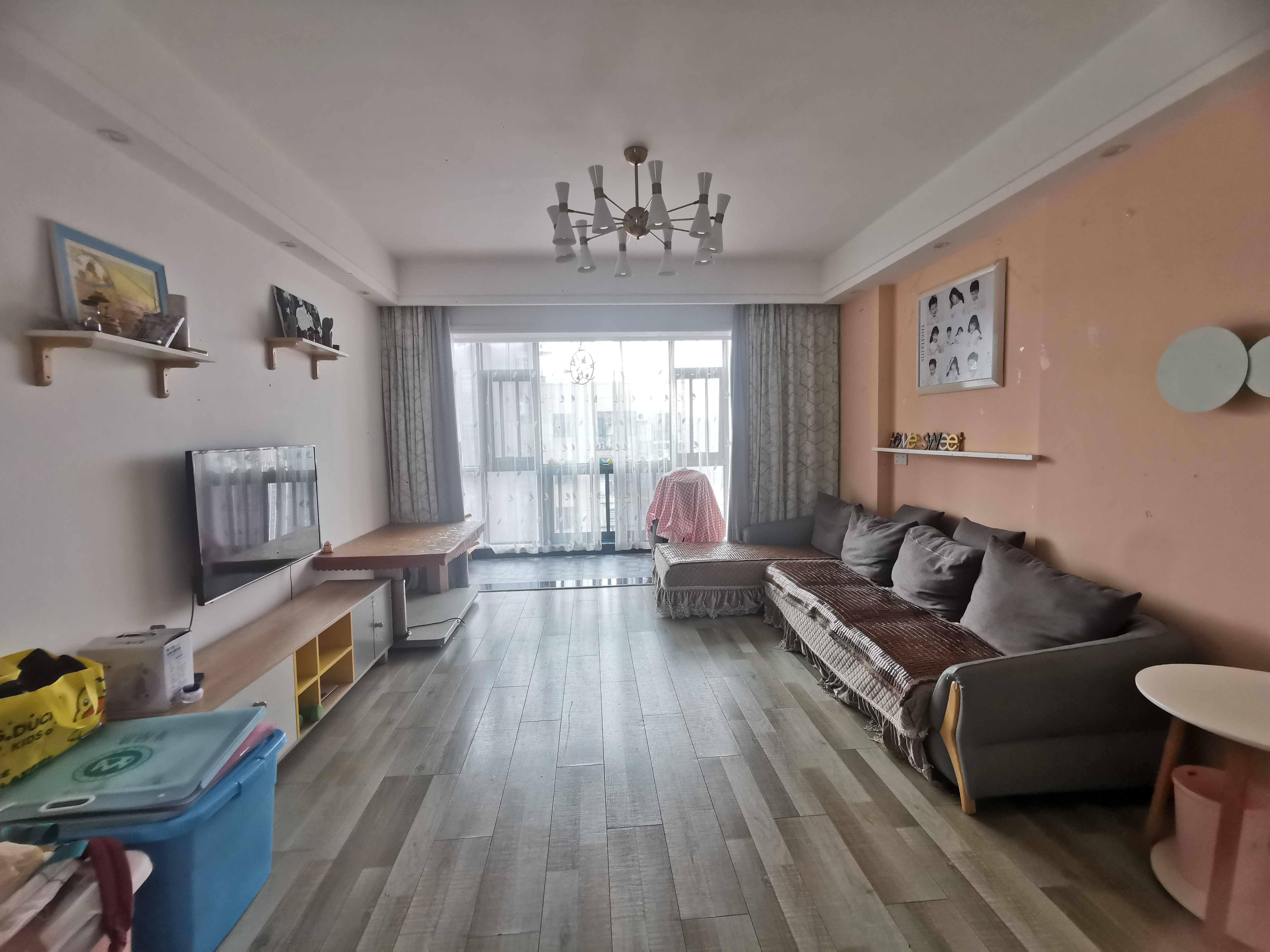 万豪城市花园 3室2厅2卫 2600.0元/月 万豪城市花园 3室2厅2卫 2600.0元/月室内图