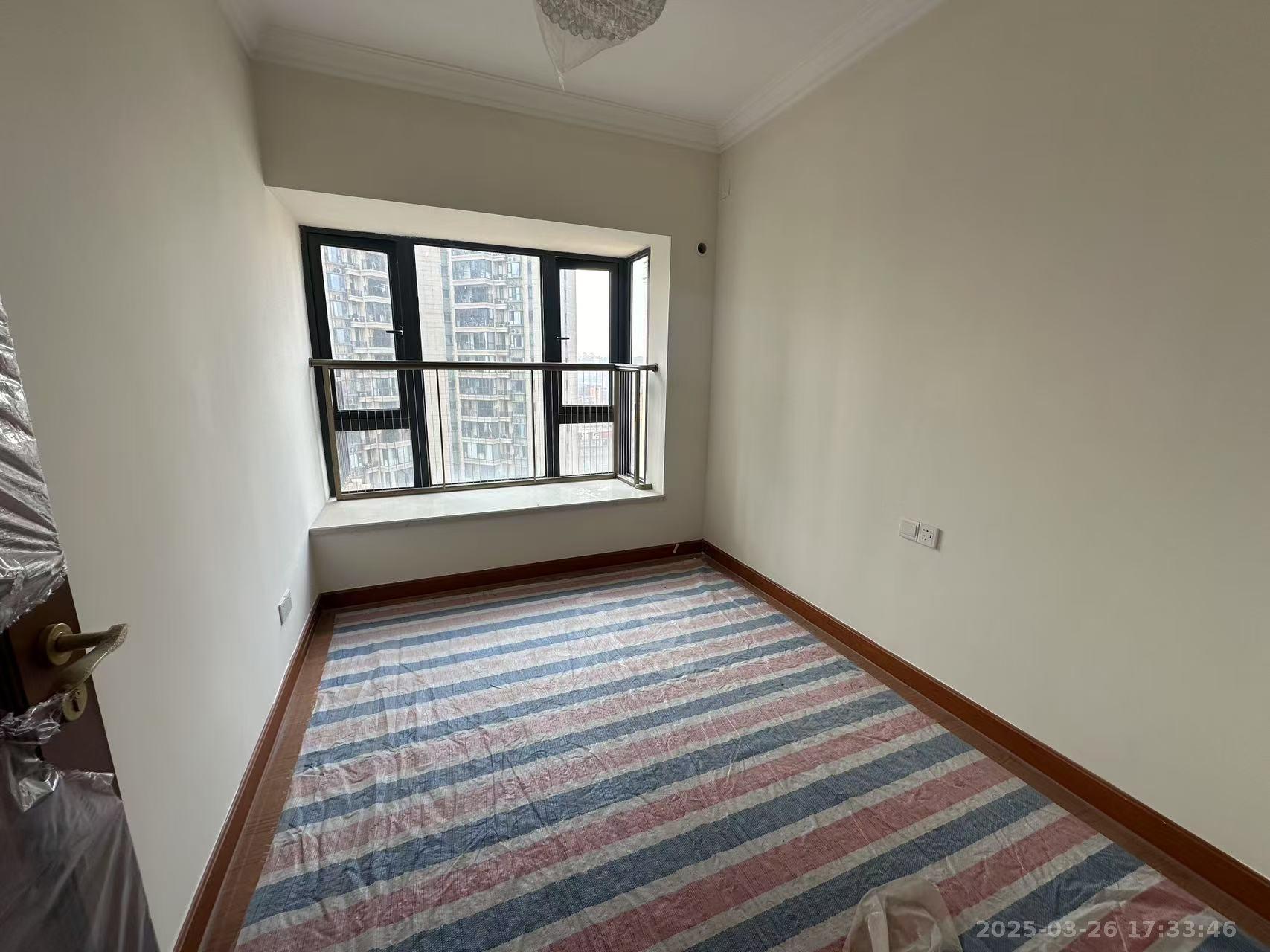 恒大华府 3室2厅1卫 2200.0元/月 恒大华府 3室2厅1卫 2200.0元/月室内图