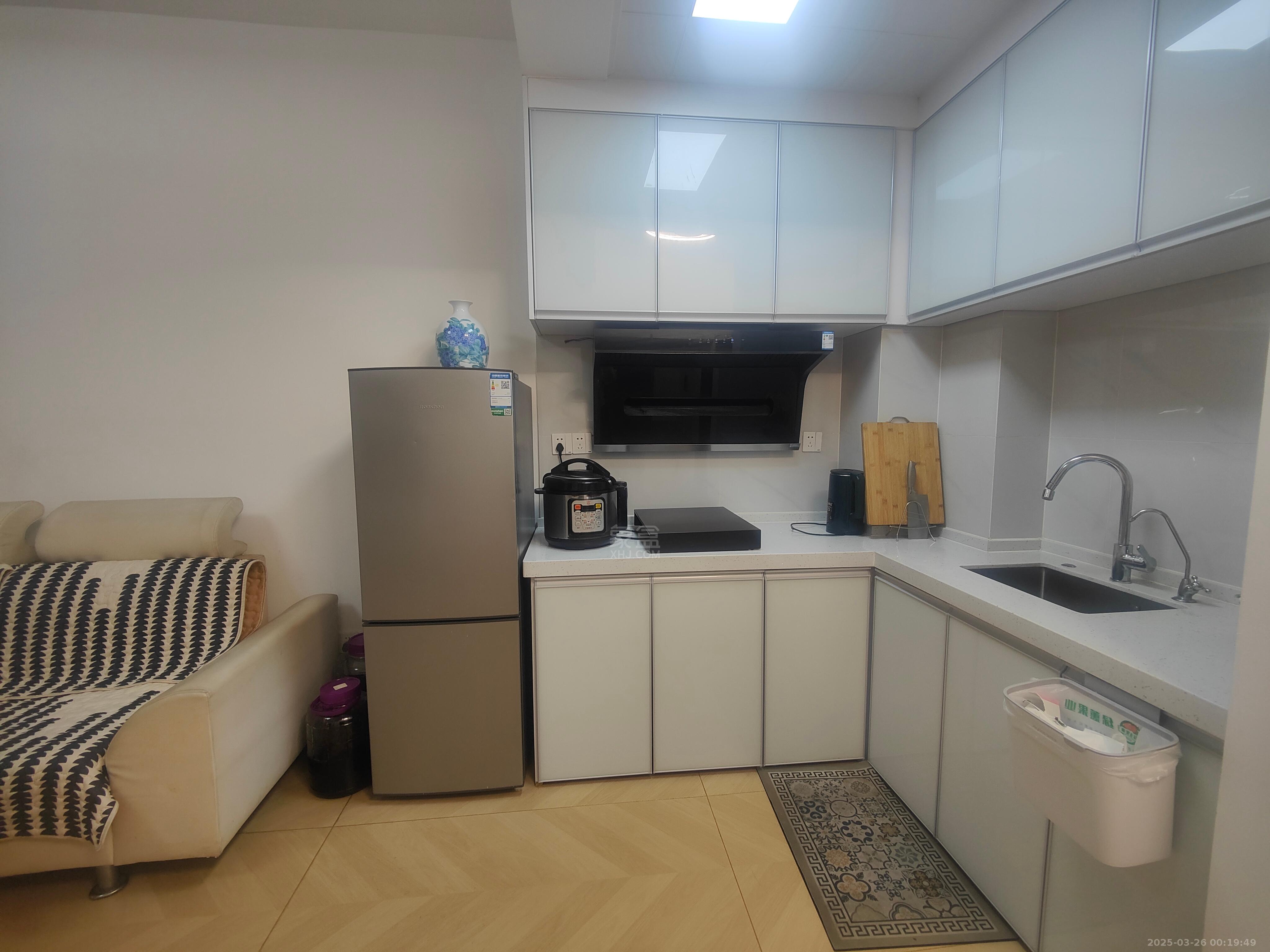 尚格名城向左向右 1室1厅1卫 1600.0元/月 尚格名城向左向右 1室1厅1卫 1600.0元/月室内图