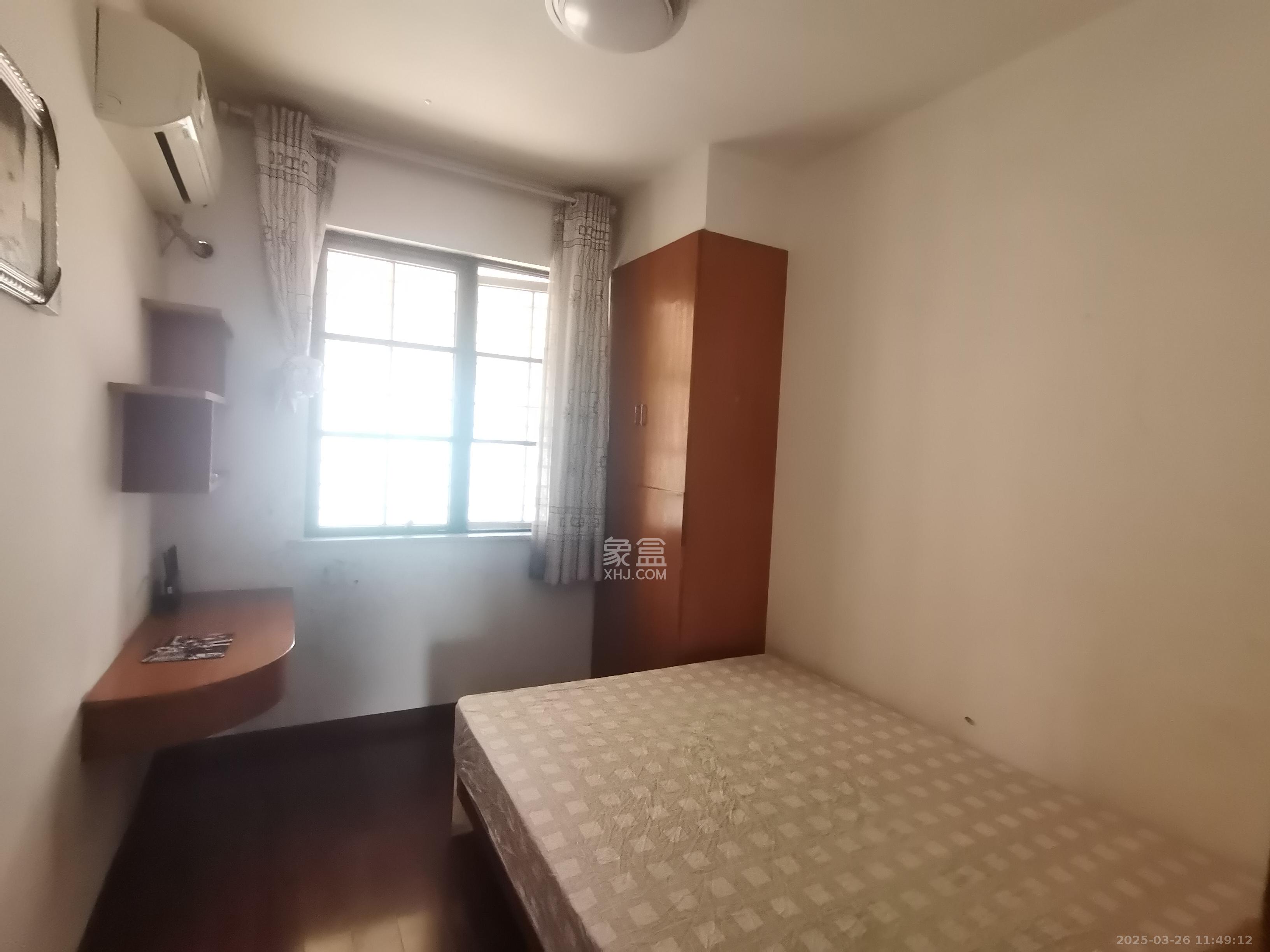 金侨城 3室2厅2卫 1200.0元/月 金侨城 3室2厅2卫 1200.0元/月室内图