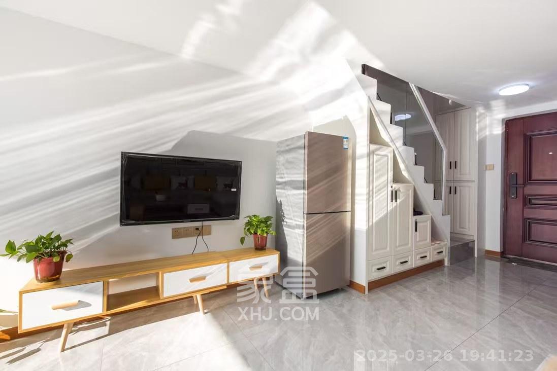 钱隆世家 3室1厅2卫 1800.0元/月 钱隆世家 3室1厅2卫 1800.0元/月室内图