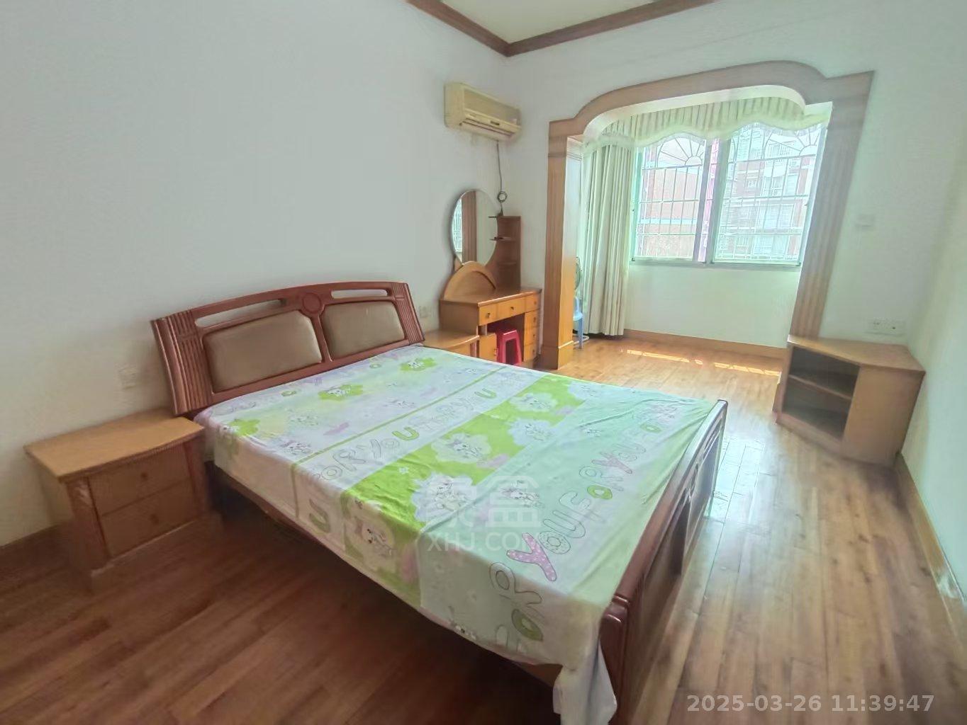 政华小区 3室2厅1卫 1800.0元/月 政华小区 3室2厅1卫 1800.0元/月室内图