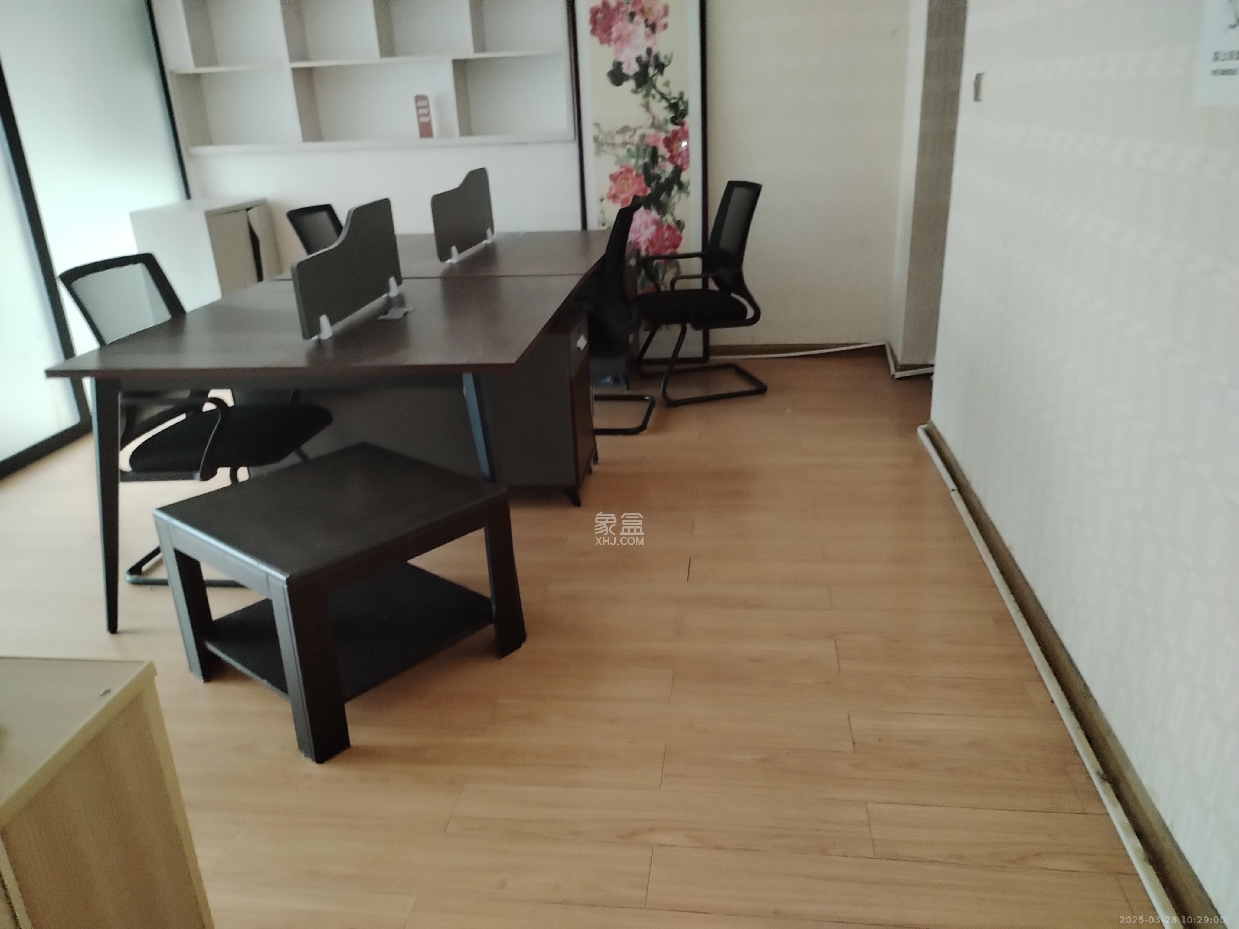华翼府   280.0㎡     8800.00元/月室内图