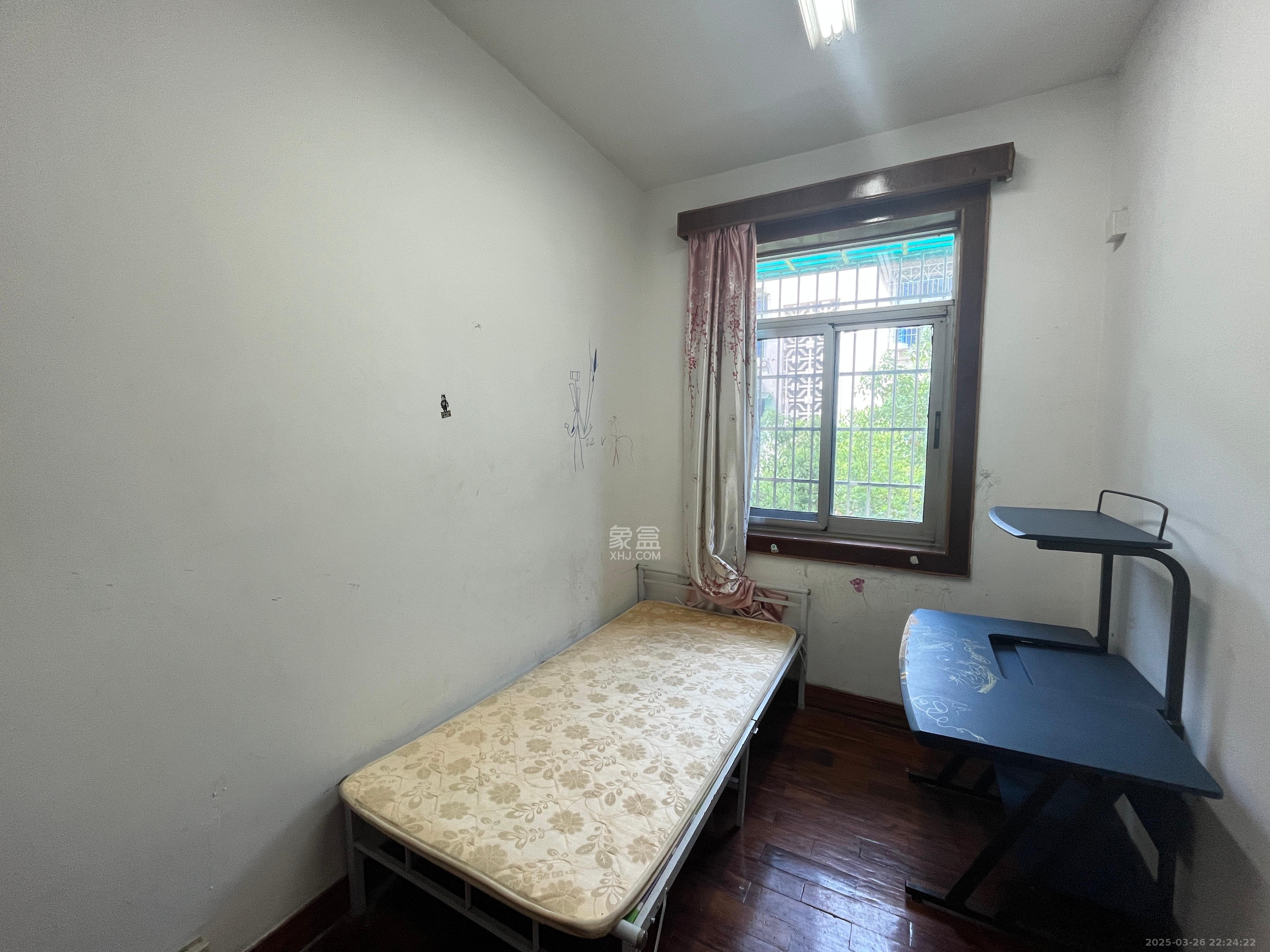 市直属机关宿舍 4室2厅2卫 3000.0元/月 市直属机关宿舍 4室2厅2卫 3000.0元/月室内图