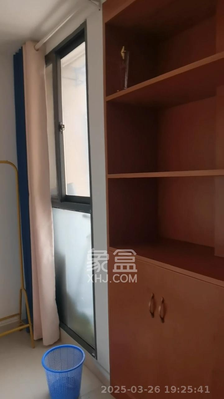 和康园小区 1室1厅1卫 900.0元/月 和康园小区 1室1厅1卫 900.0元/月室内图