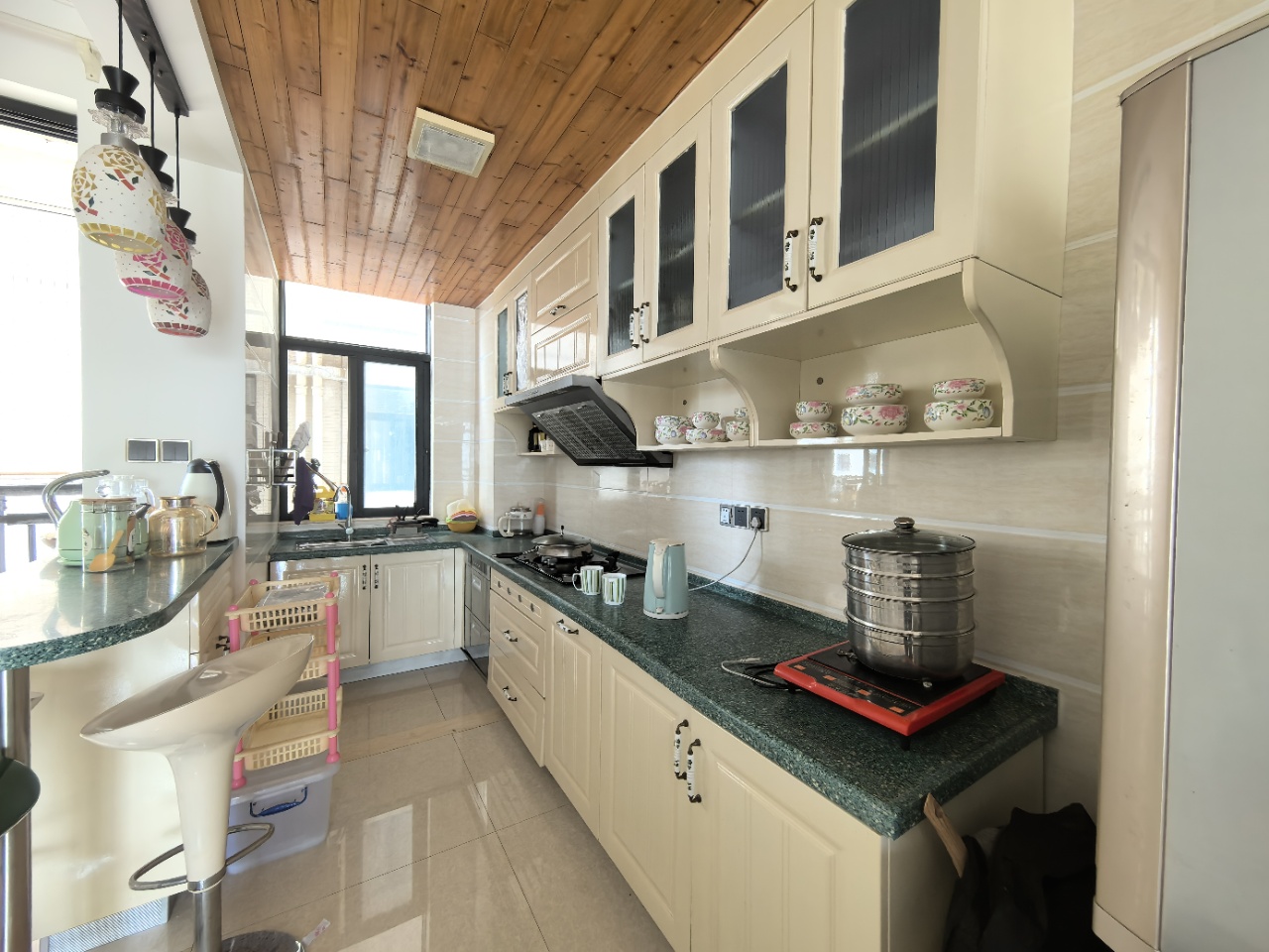 金碧文华 4室2厅2卫 245.0万 金碧文华 4室2厅2卫 245.0万室内图