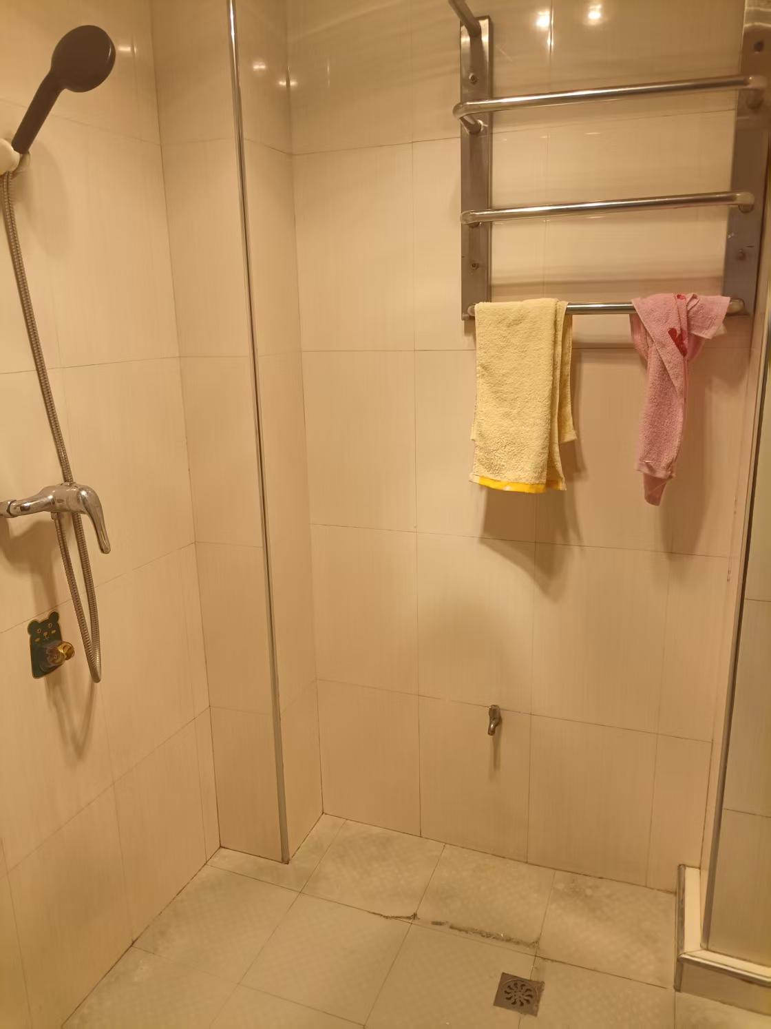 科源小区 2室2厅1卫 1000.0元/月 科源小区 2室2厅1卫 1000.0元/月室内图