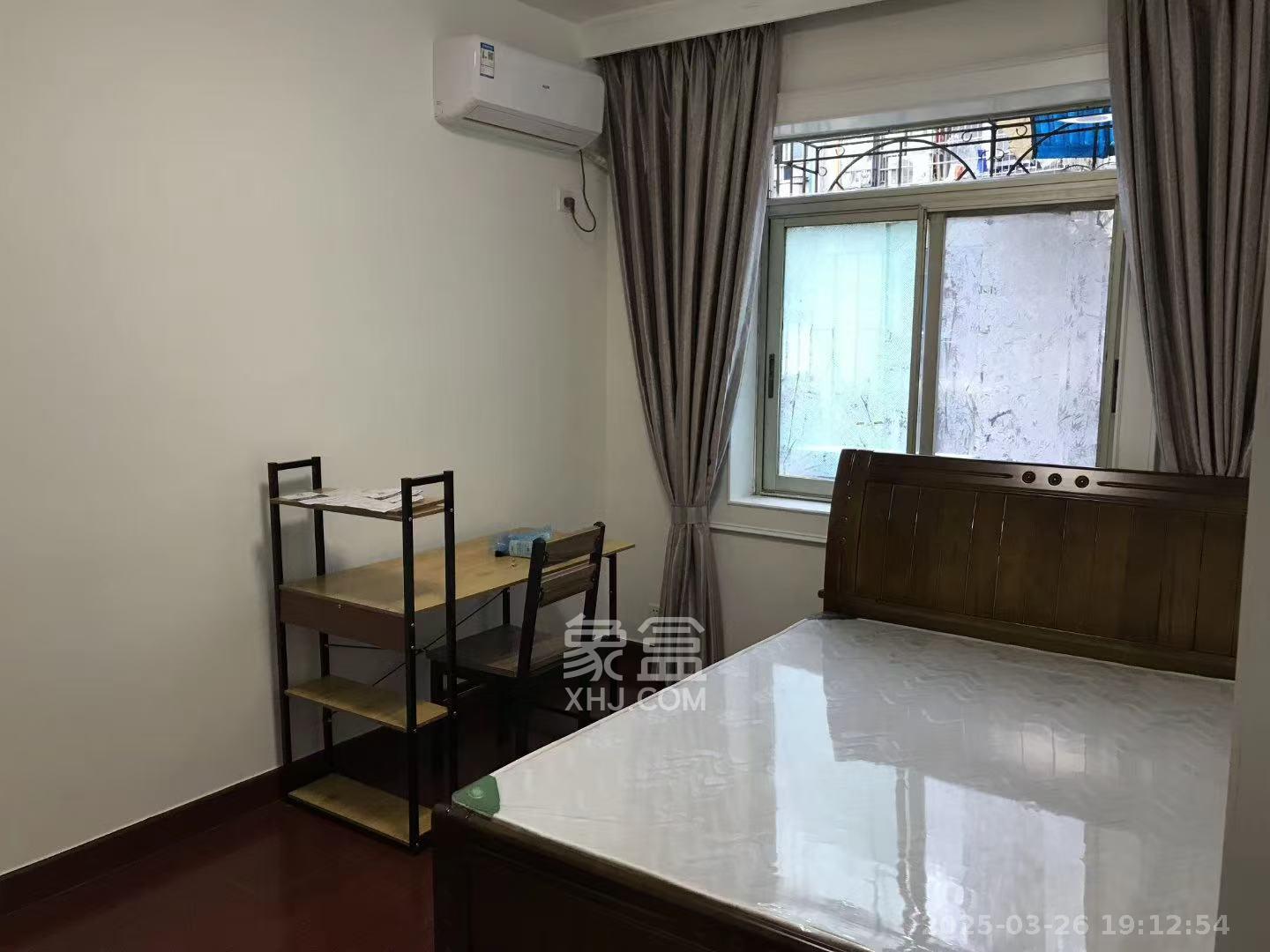 桐荫里社区  2室1厅1卫   2500.00元/月室内图