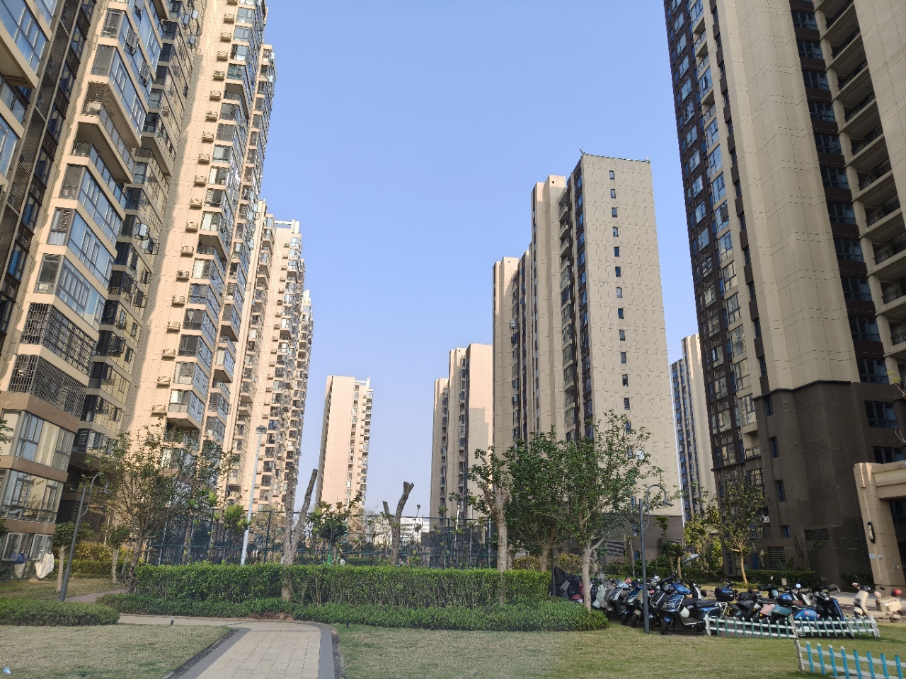 碧桂园公园上城 3室2厅2卫 173.0万 碧桂园公园上城 3室2厅2卫 173.0万室内图