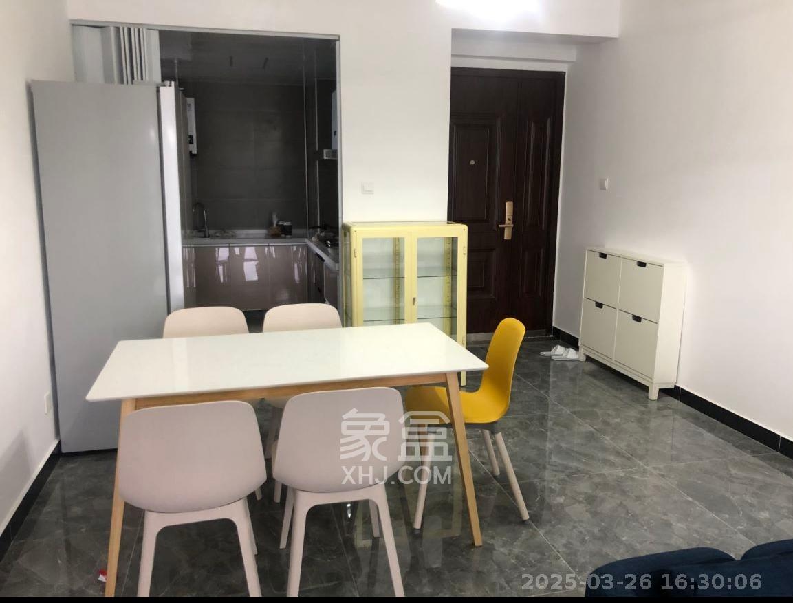 万象府台  3室2厅2卫   4500.00元/月户型图