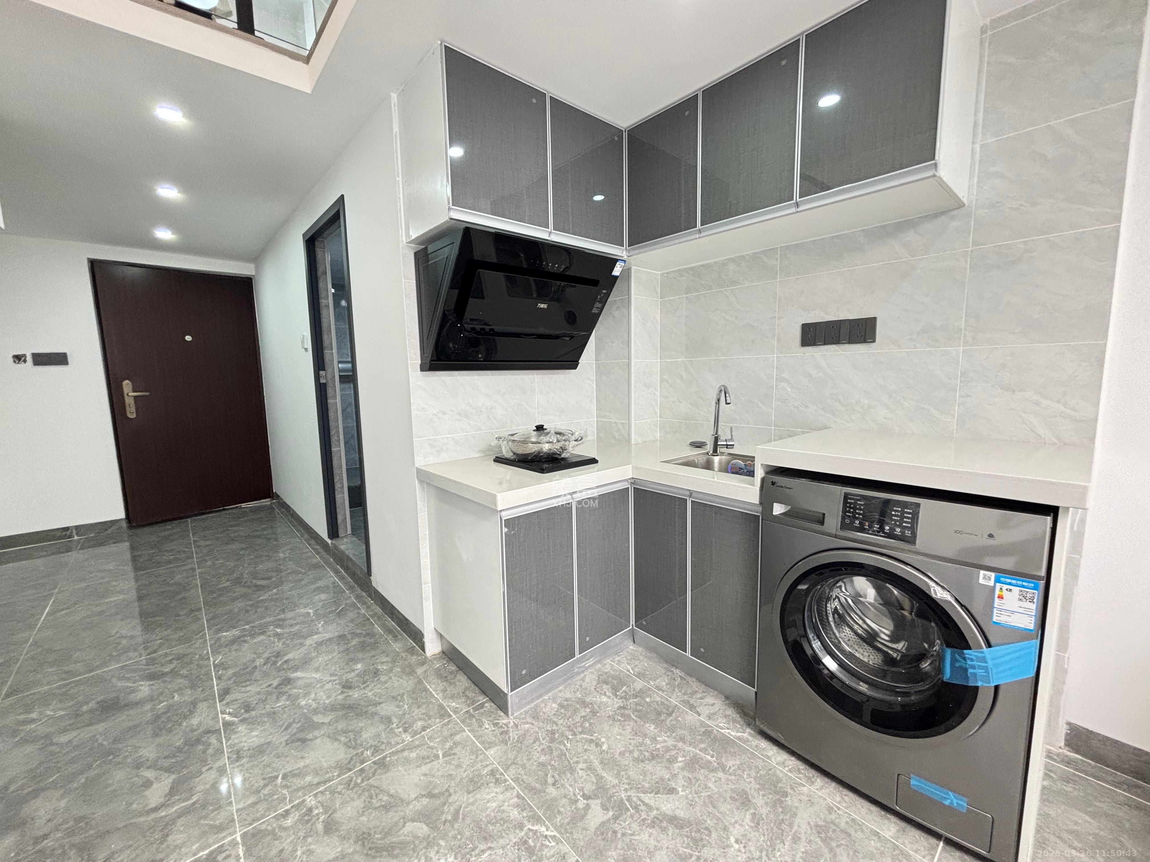 佳兆业云顶都汇 1室1厅1卫 1600.0元/月 佳兆业云顶都汇 1室1厅1卫 1600.0元/月室内图