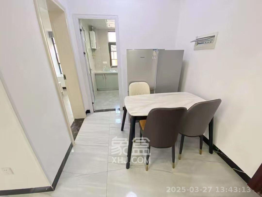 创世纪广场 2室2厅1卫 1800.0元/月 创世纪广场 2室2厅1卫 1800.0元/月室内图