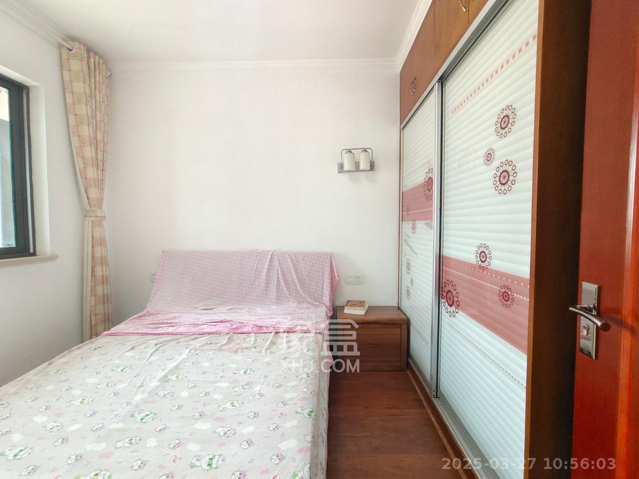 旭辉华庭  3室2厅2卫    1799.0元/月室内图