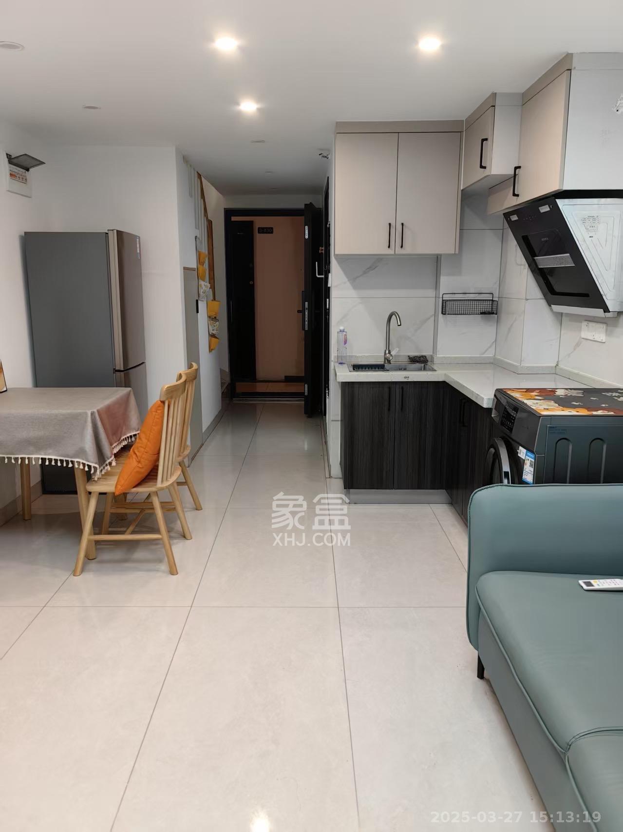 佳兆业云顶都汇 1室0厅0卫 1800.0元/月 佳兆业云顶都汇 1室0厅0卫 1800.0元/月室内图