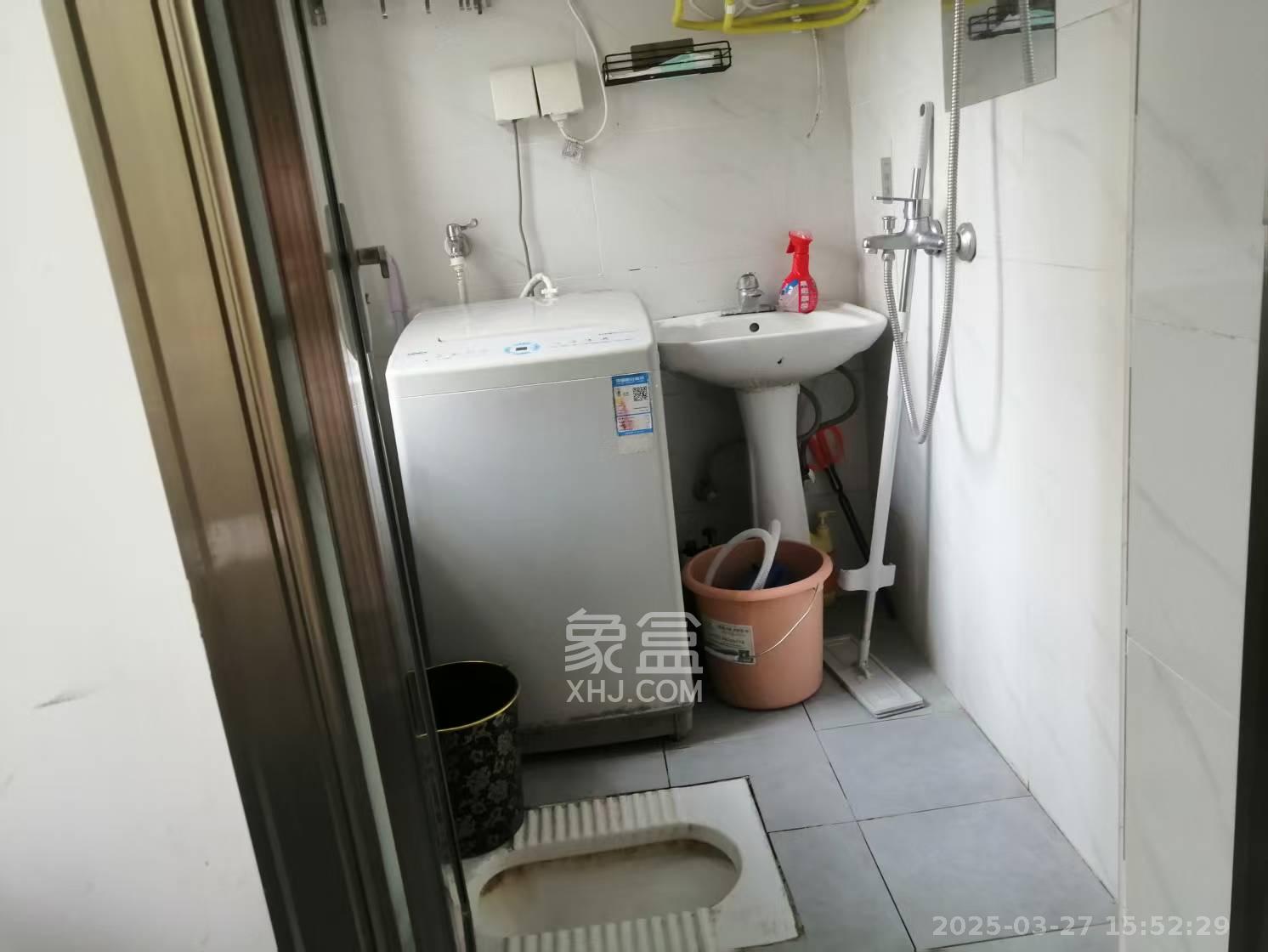 洋湖景园  1室1厅1卫   900.00元/月室内图