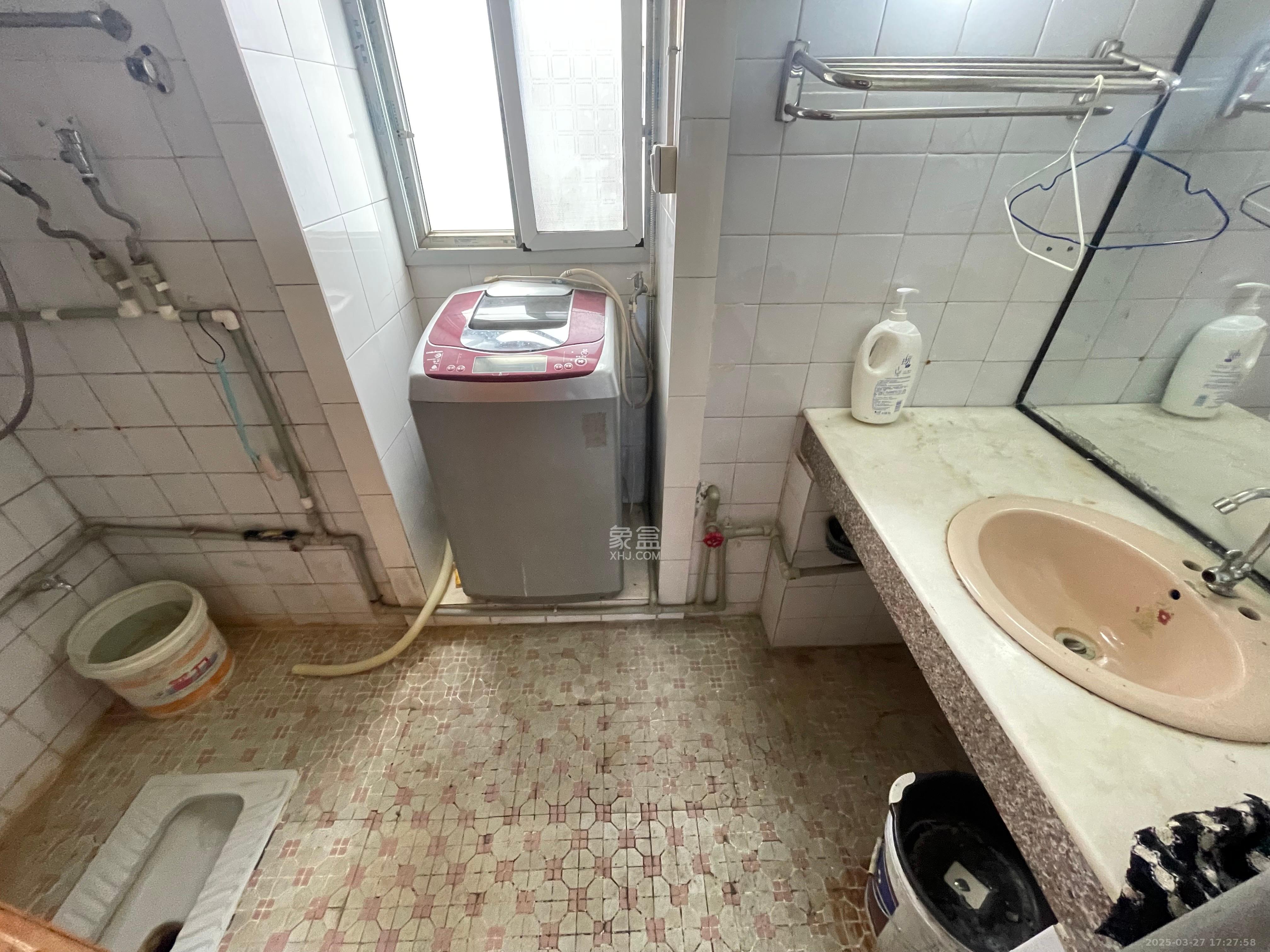 长坡水利水电机械厂宿舍 1室1厅1卫 1500.0元/月 长坡水利水电机械厂宿舍 1室1厅1卫 1500.0元/月室内图