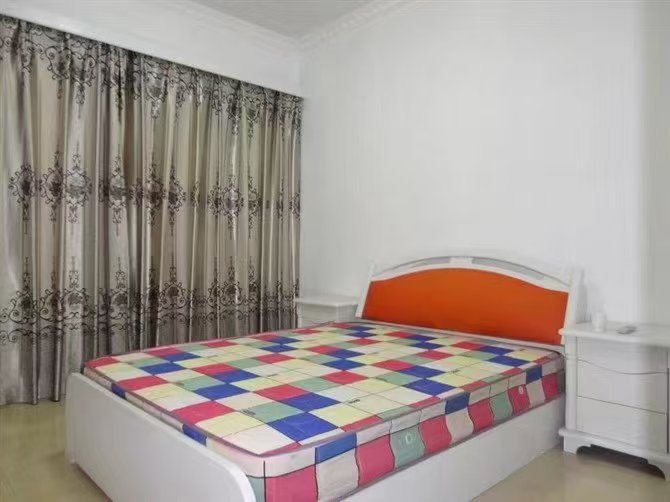 万利隆花园 3室2厅2卫 3300.0元/月 万利隆花园 3室2厅2卫 3300.0元/月室内图