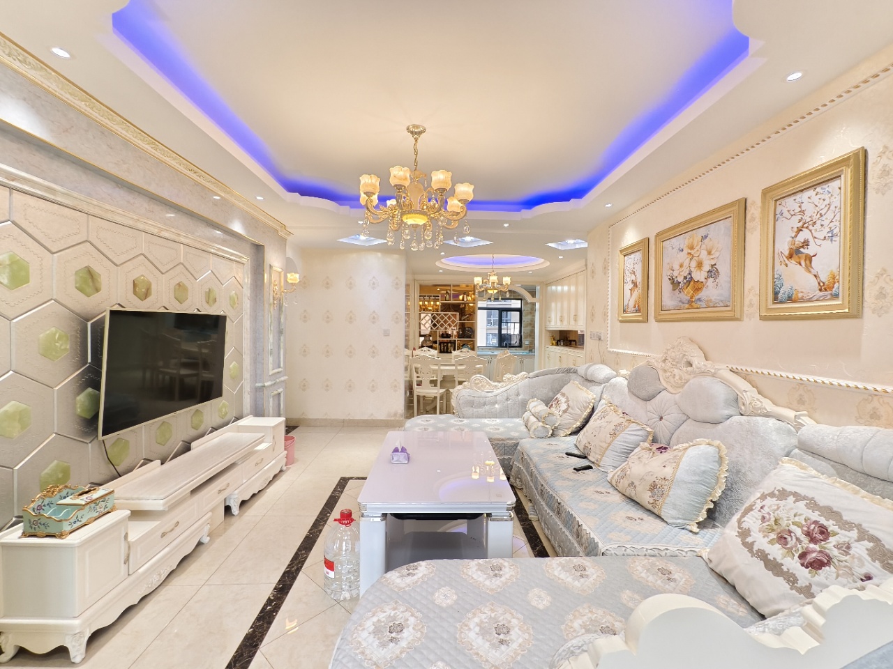 提香蓝岸 3室2厅2卫 76.0万 提香蓝岸 3室2厅2卫 76.0万室内图