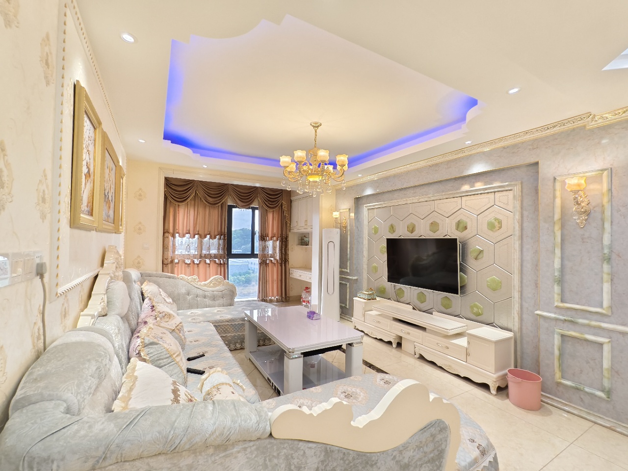 提香蓝岸 3室2厅2卫 76.0万 提香蓝岸 3室2厅2卫 76.0万室内图