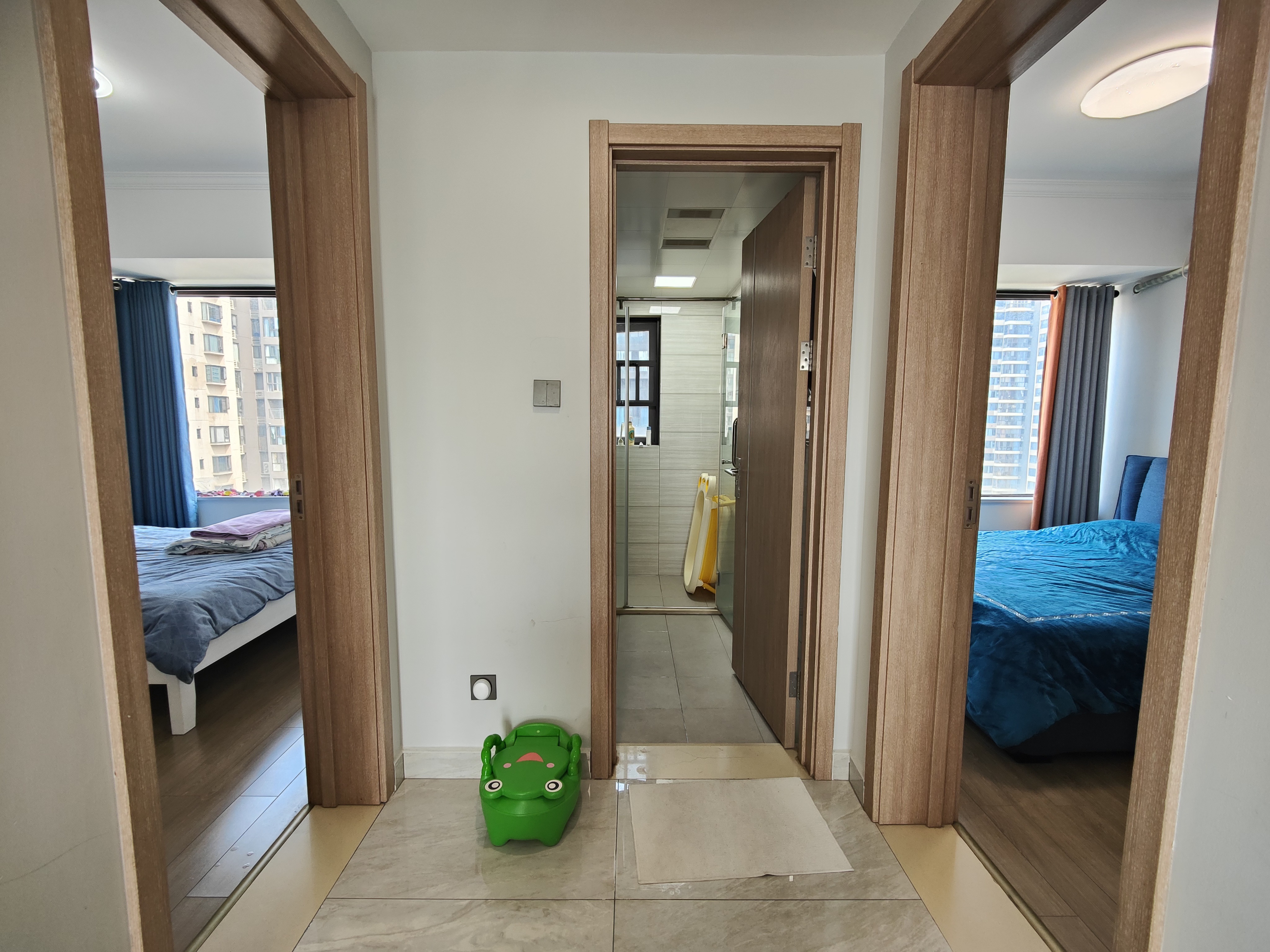 蓝溪谷  4室2厅2卫    92.8万 蓝溪谷  4室2厅2卫    92.8万室内图