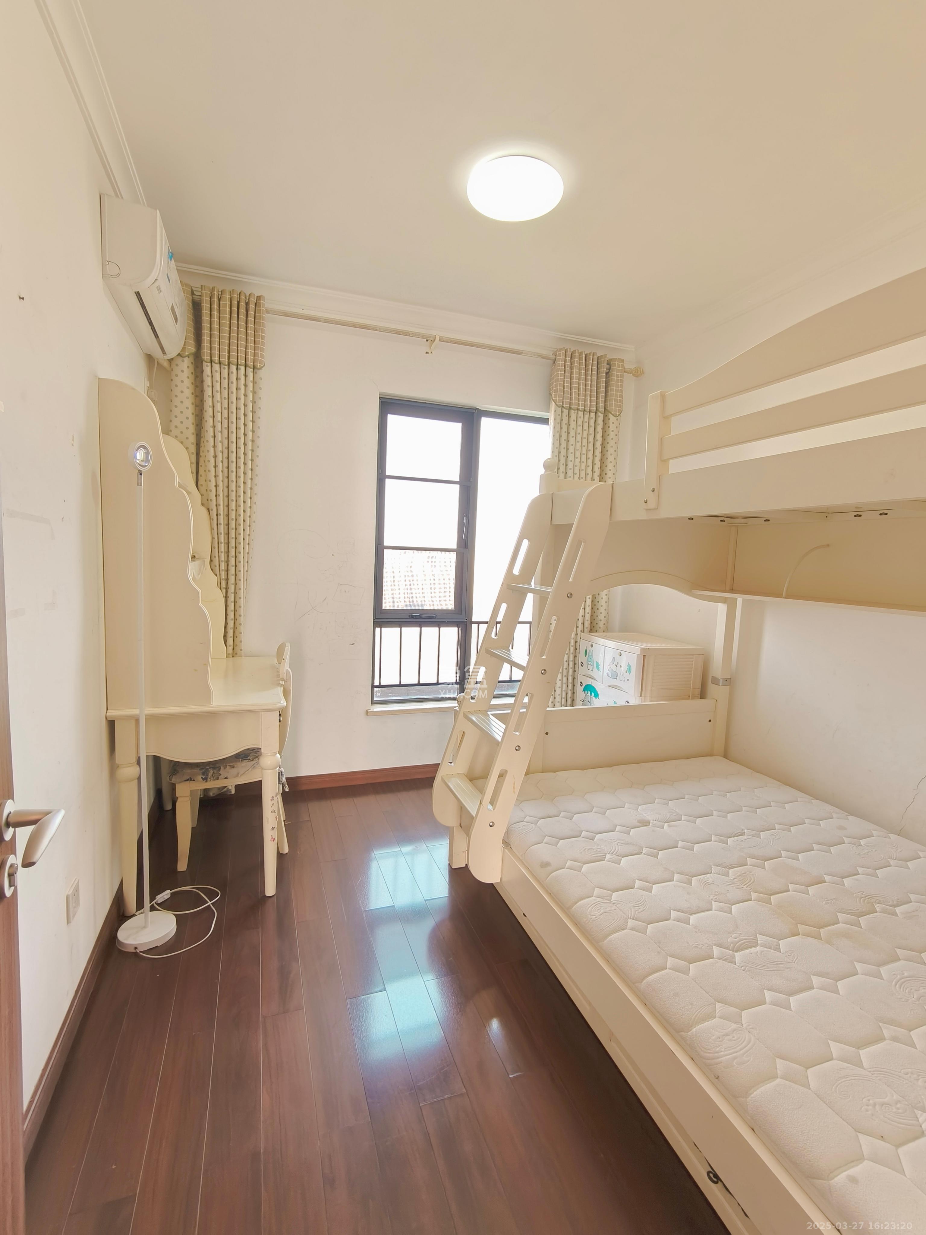 万科白鹭郡 4室2厅2卫 3400.0元/月 万科白鹭郡 4室2厅2卫 3400.0元/月室内图