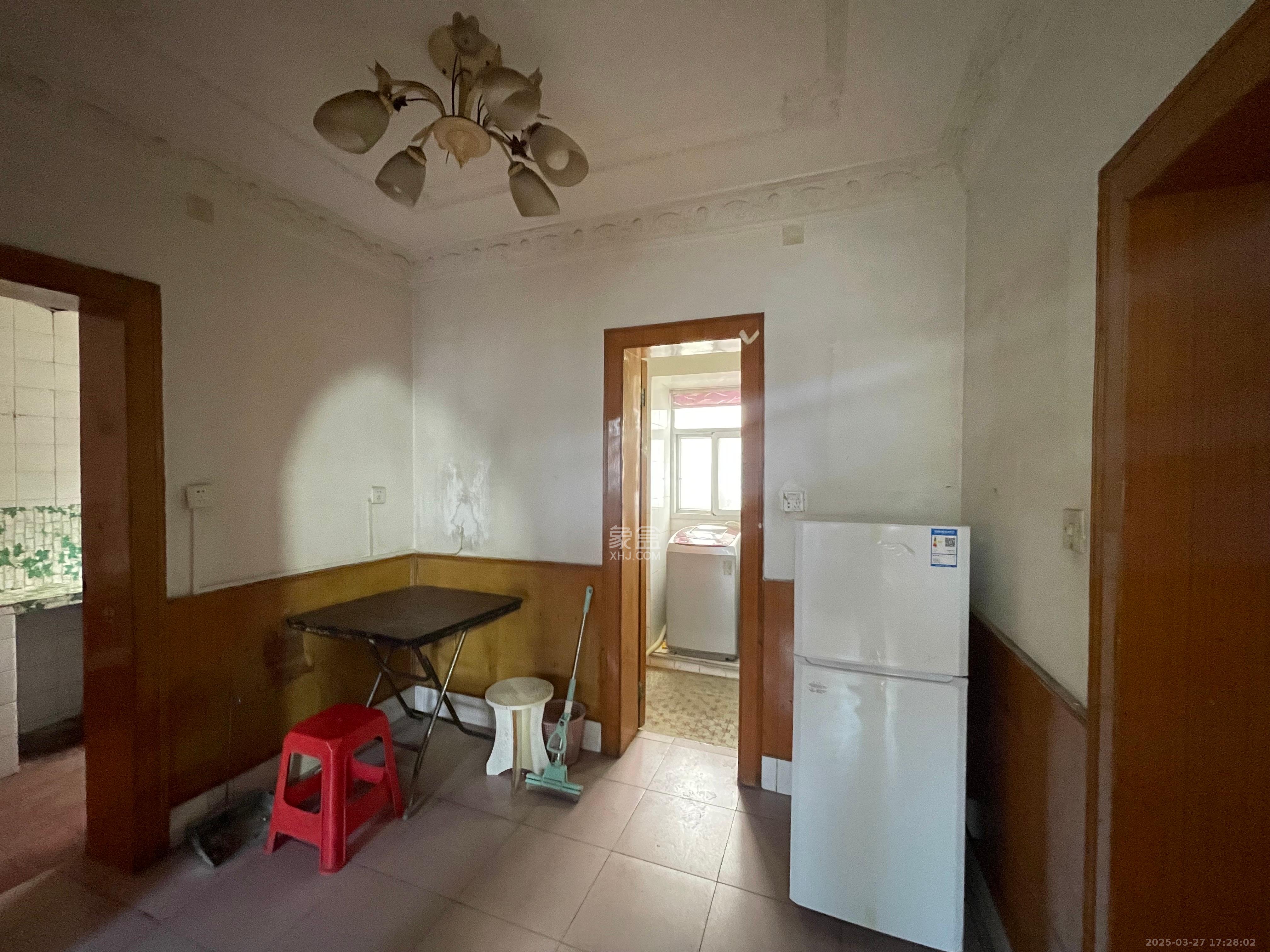 长坡水利水电机械厂宿舍 1室1厅1卫 1500.0元/月 长坡水利水电机械厂宿舍 1室1厅1卫 1500.0元/月室内图