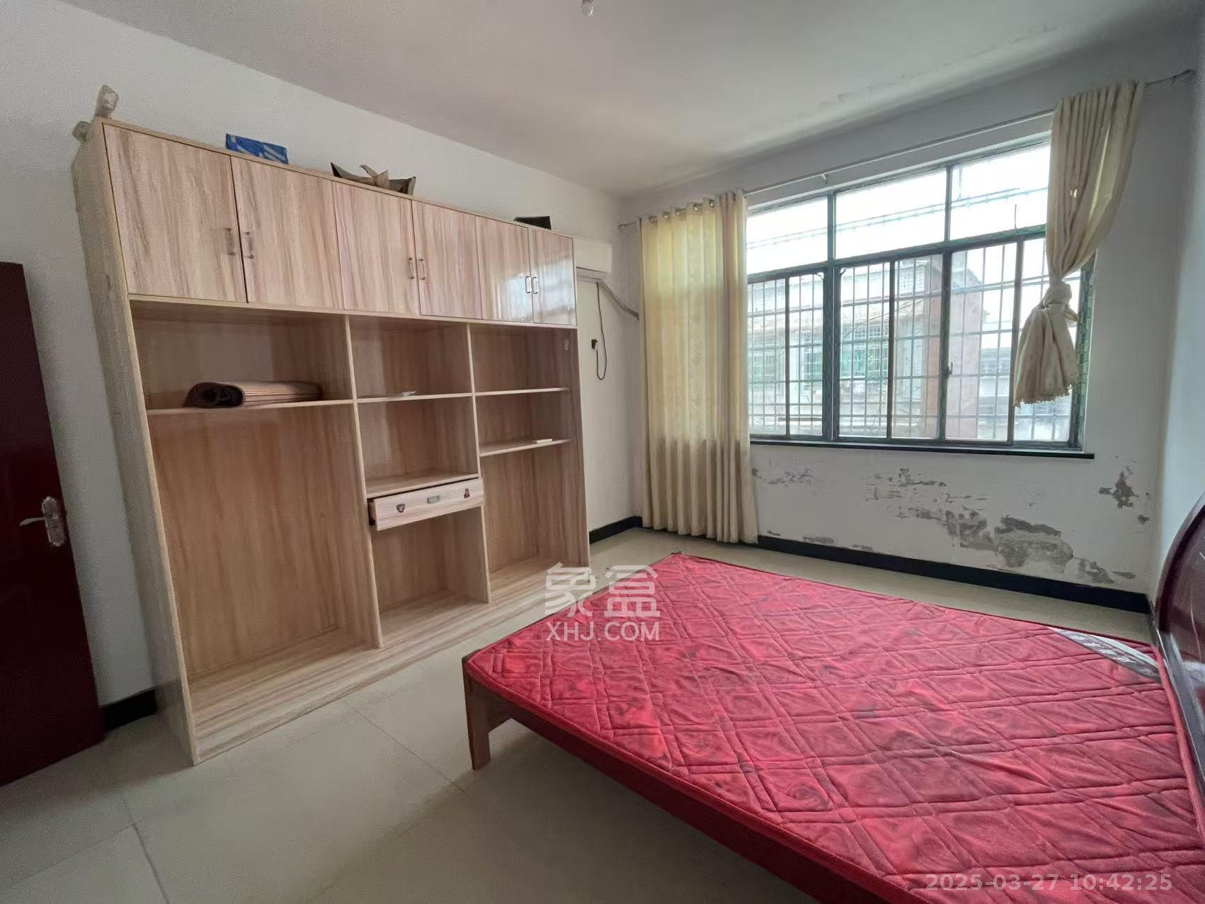 银星小区 2室2厅1卫 1400.0元/月 银星小区 2室2厅1卫 1400.0元/月室内图