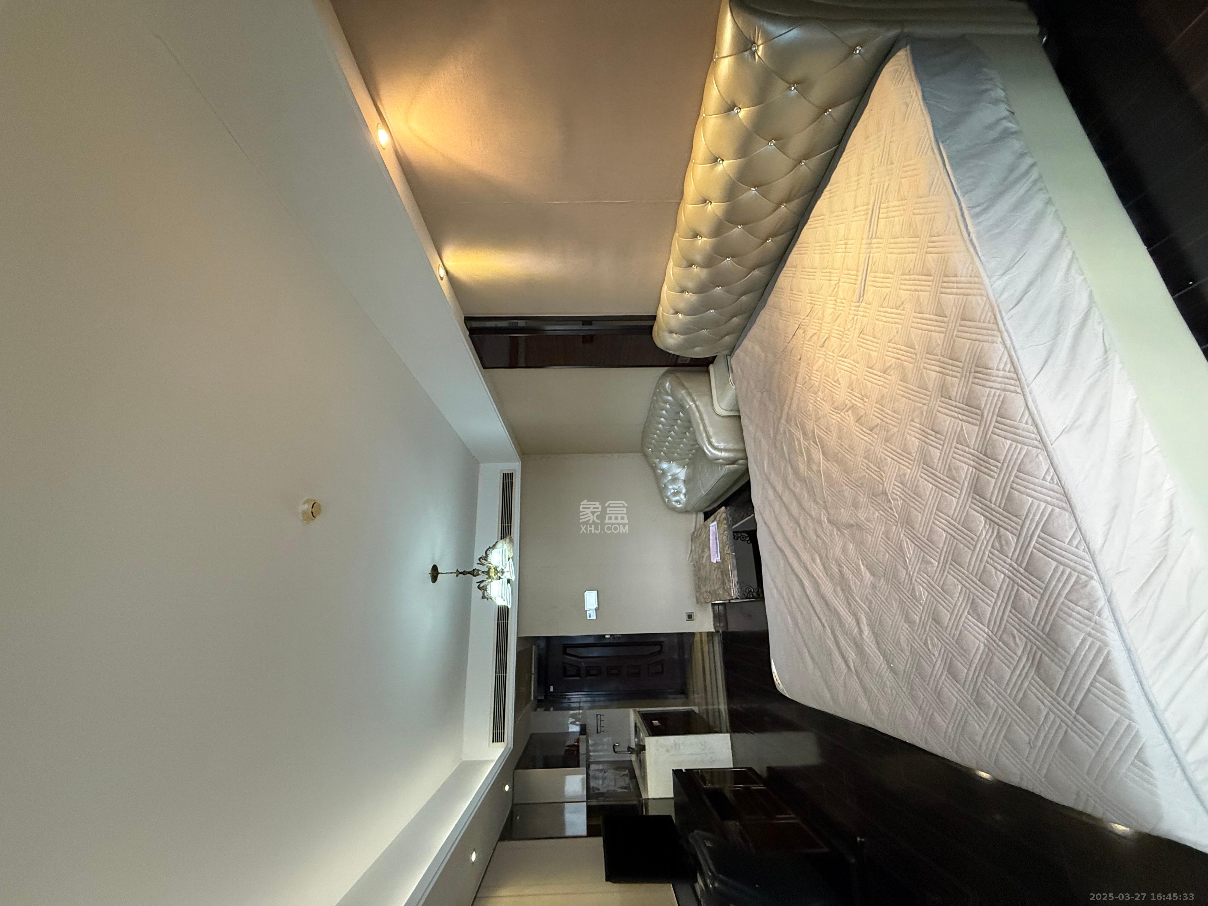 保利国际广场 1室1厅1卫 2600.0元/月 保利国际广场 1室1厅1卫 2600.0元/月室内图