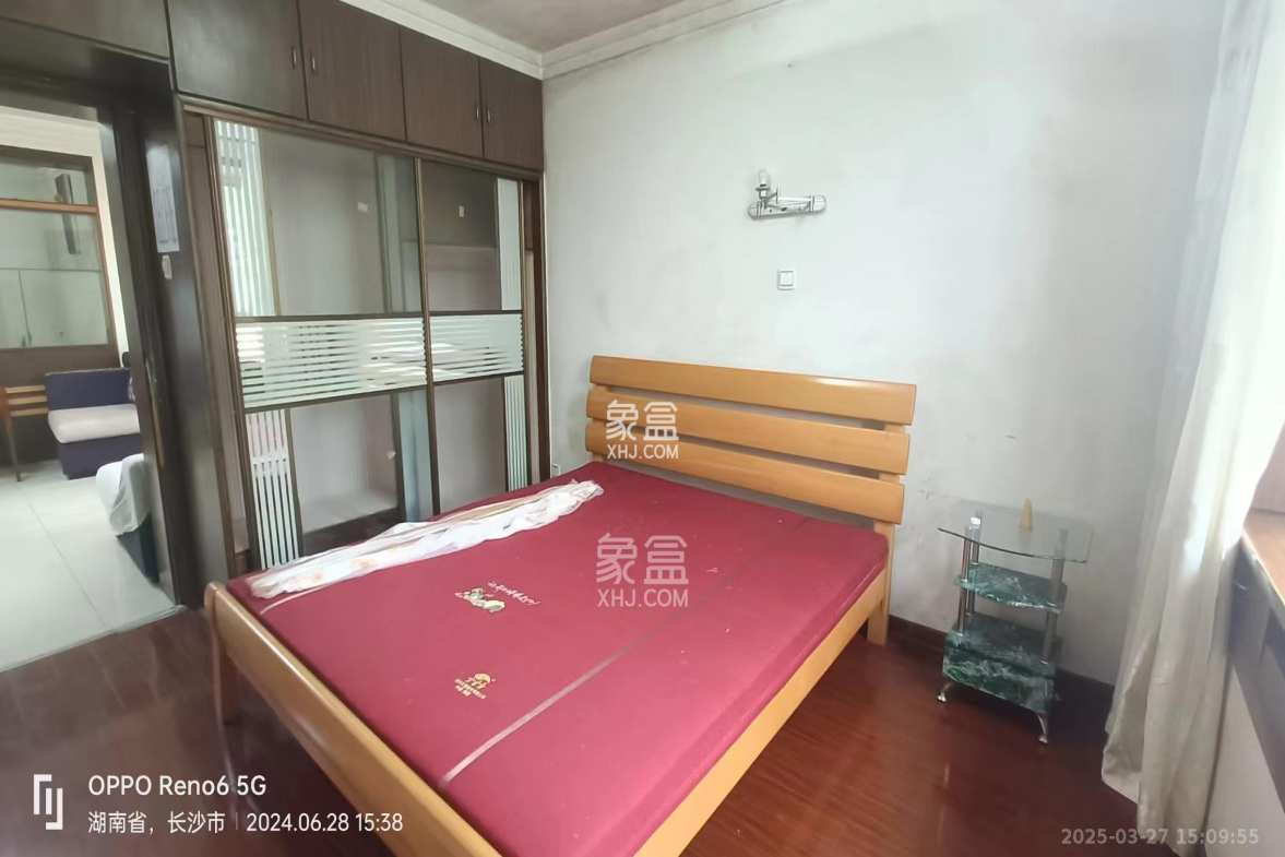 雅泰家园  2室1厅1卫    1900.0元/月 雅泰家园  2室1厅1卫    1900.0元/月室内图