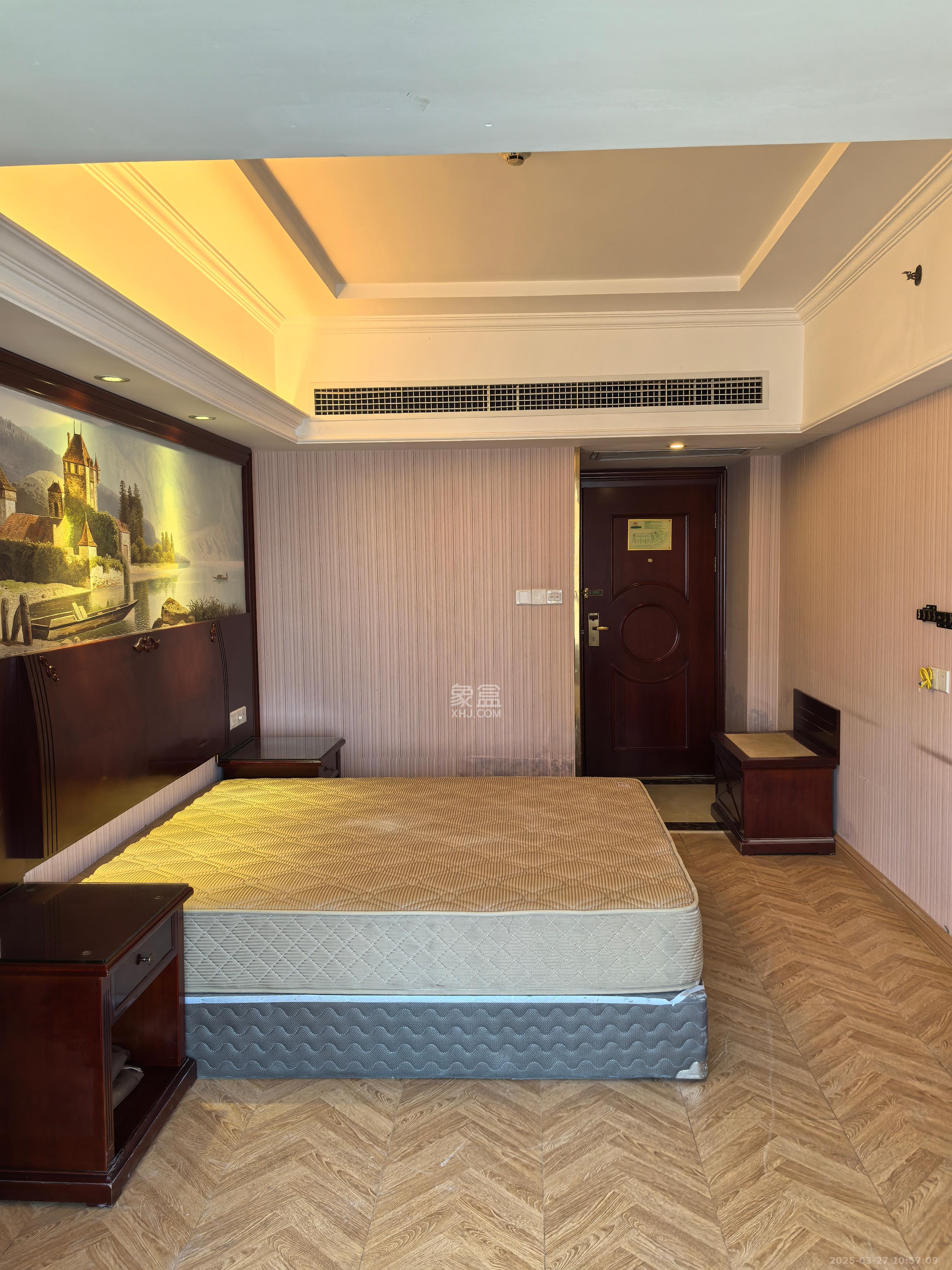 海德公园 1室1厅1卫 1300.0元/月 海德公园 1室1厅1卫 1300.0元/月室内图