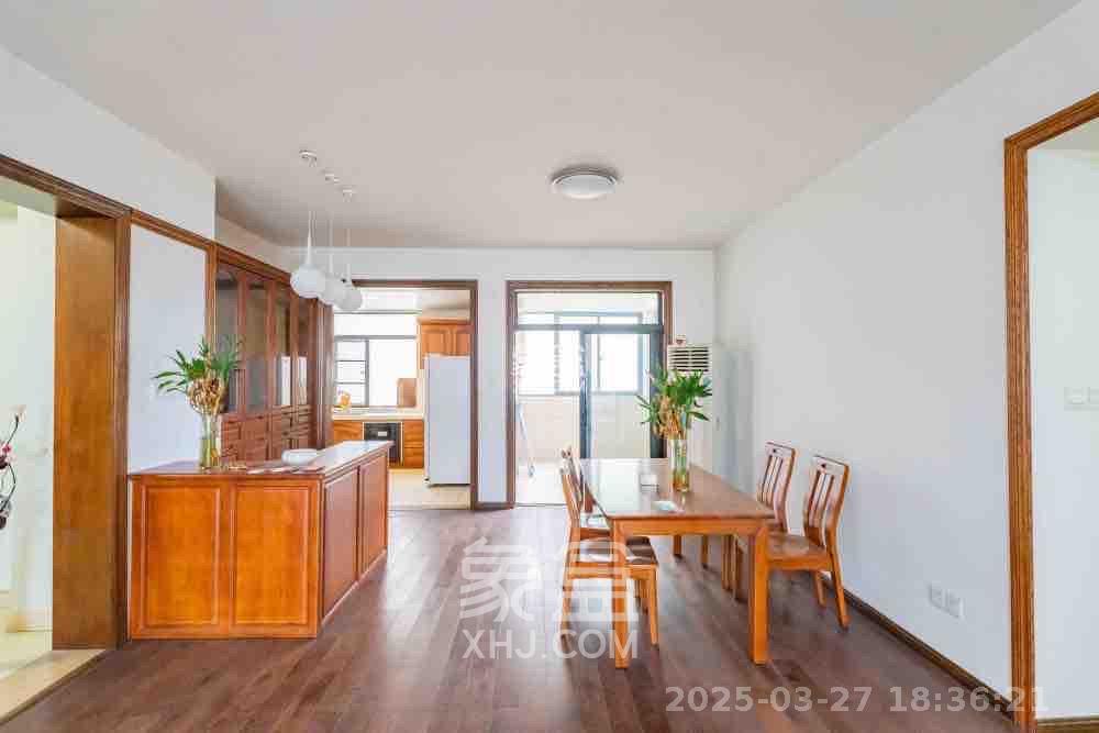 归心苑  4室2厅2卫    4500.0元/月 归心苑  4室2厅2卫    4500.0元/月