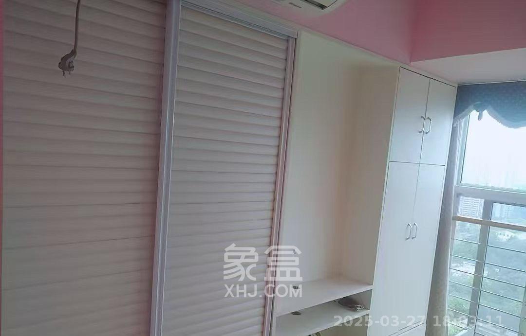 金色loft(鑫秋大厦) 2室1厅1卫 1900.0元/月 金色loft(鑫秋大厦) 2室1厅1卫 1900.0元/月室内图