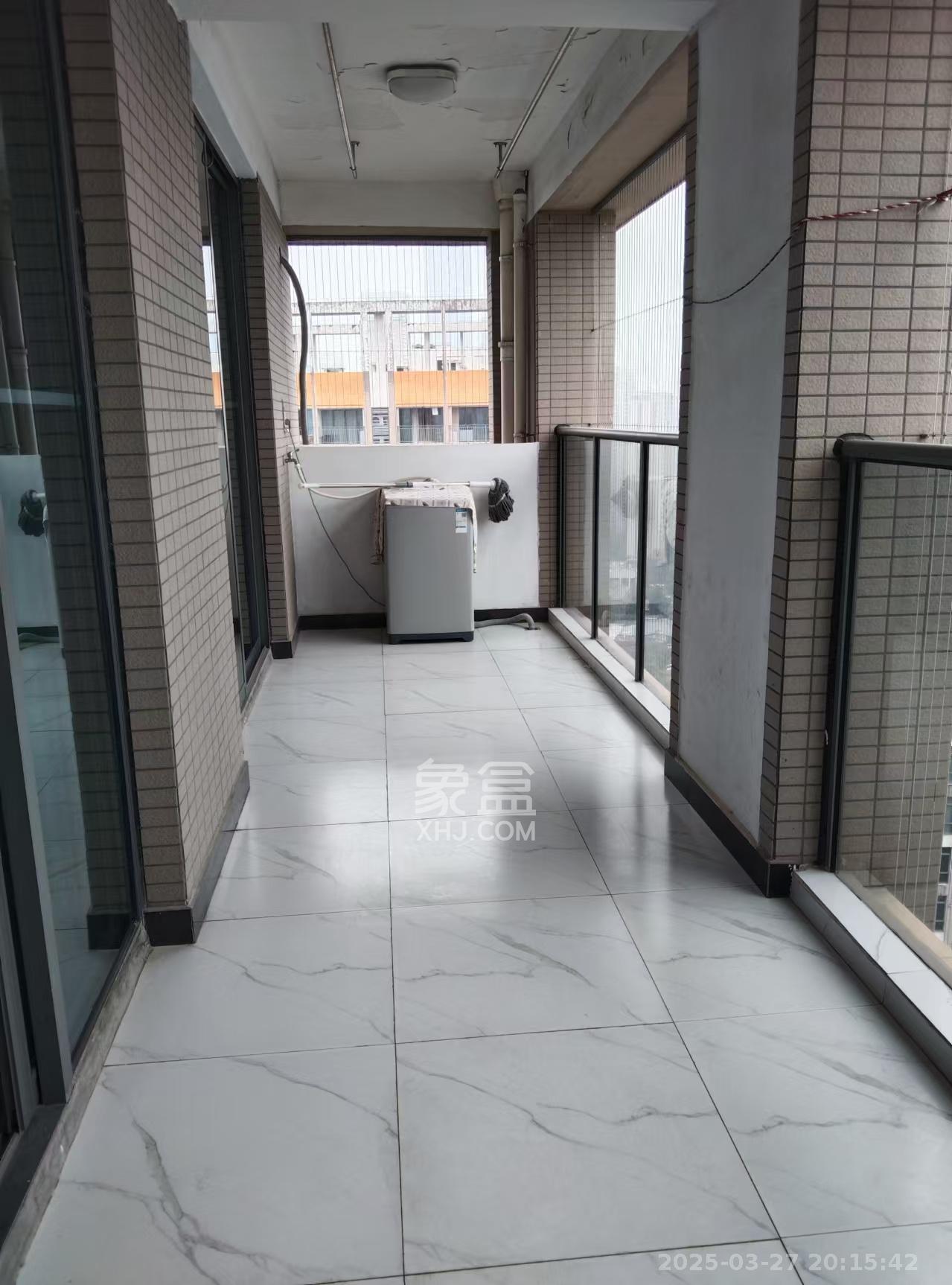 八方小区C区 3室2厅2卫 4200.0元/月 八方小区C区 3室2厅2卫 4200.0元/月室内图