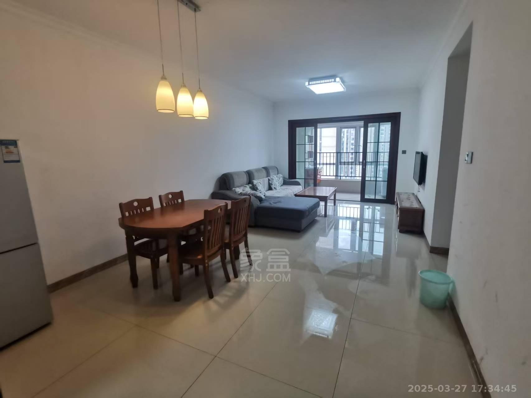 美的城三期 3室2厅2卫 1700.0元/月 美的城三期 3室2厅2卫 1700.0元/月室内图