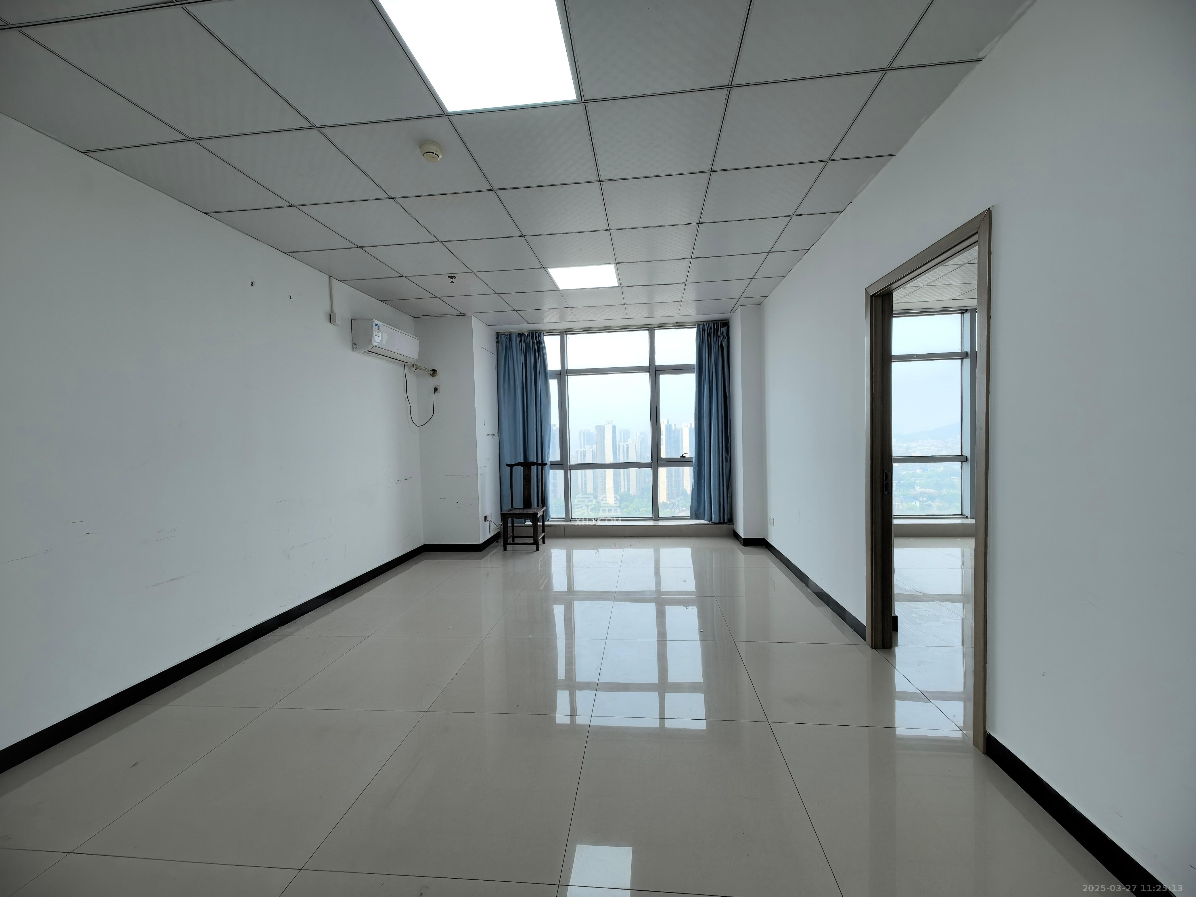 奥克斯缔壹城 1室1厅1卫 1500.0元/月 奥克斯缔壹城 1室1厅1卫 1500.0元/月室内图