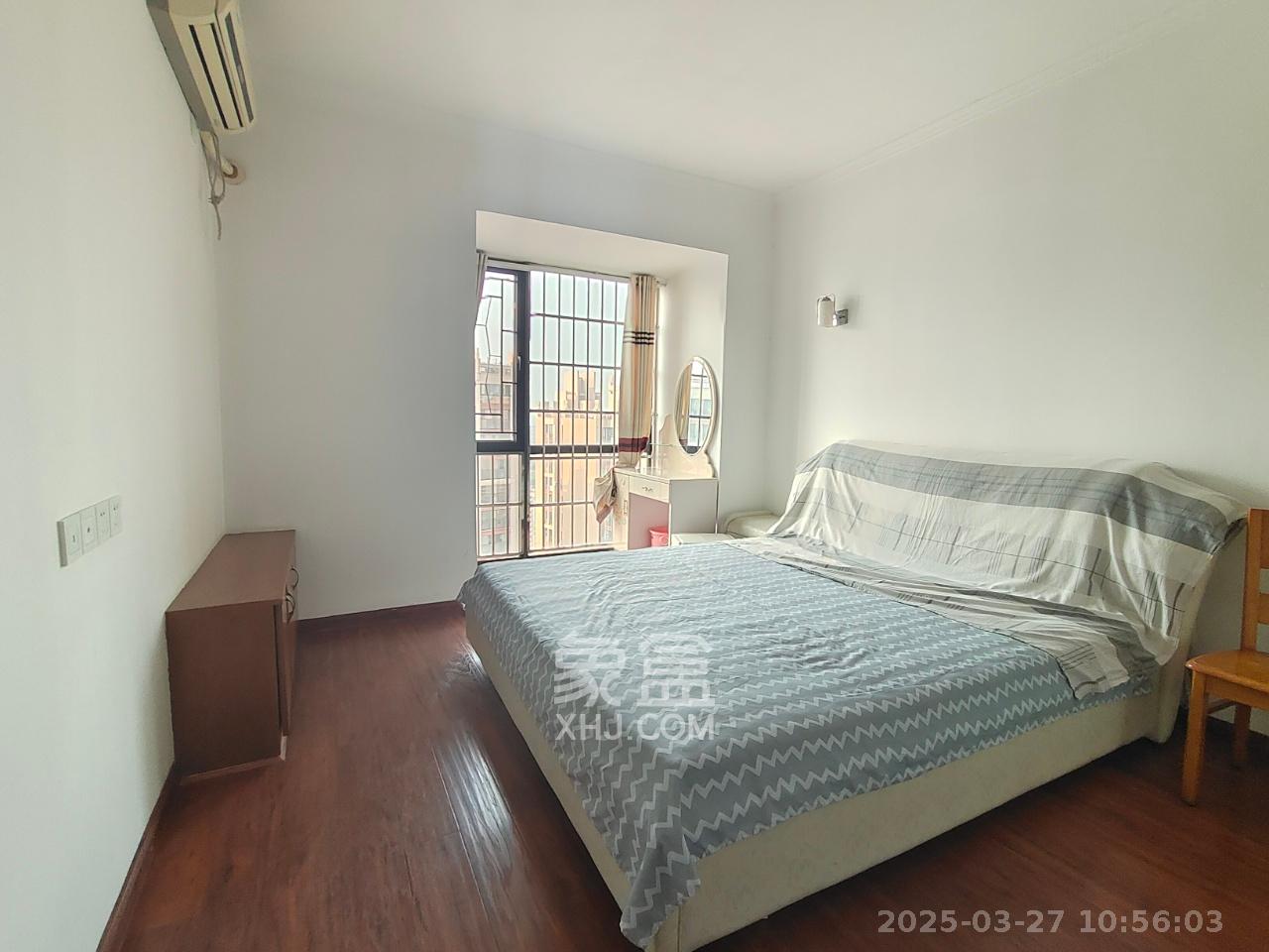 旭辉华庭  3室2厅2卫    1799.0元/月室内图