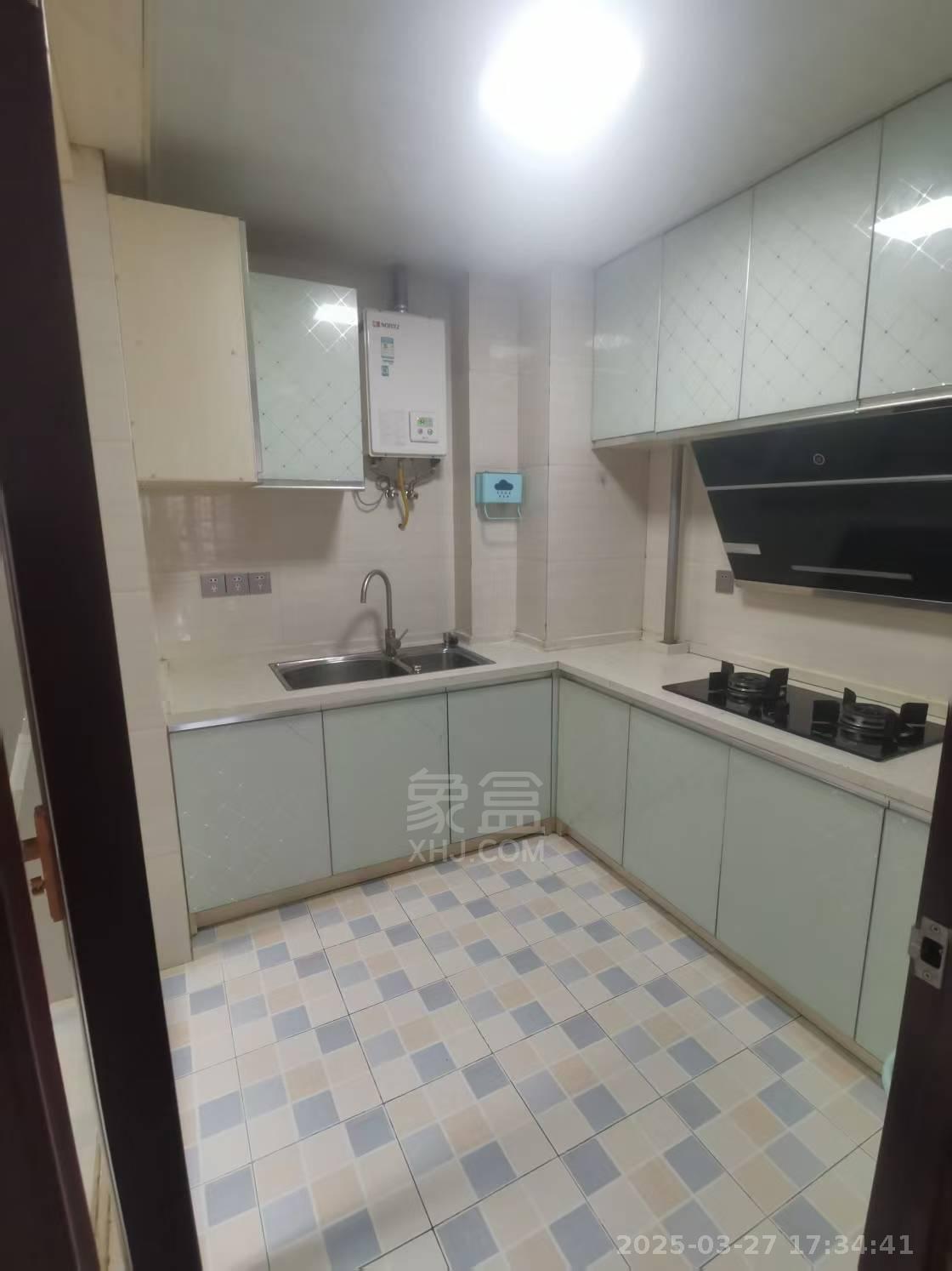 美的城三期 3室2厅2卫 1700.0元/月 美的城三期 3室2厅2卫 1700.0元/月室内图