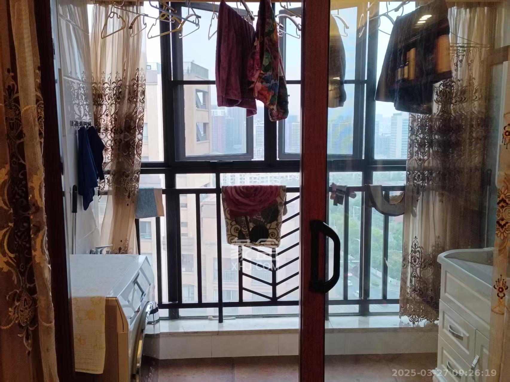 奥林匹克花园贡院一期 3室2厅2卫 5000.0元/月 奥林匹克花园贡院一期 3室2厅2卫 5000.0元/月室内图