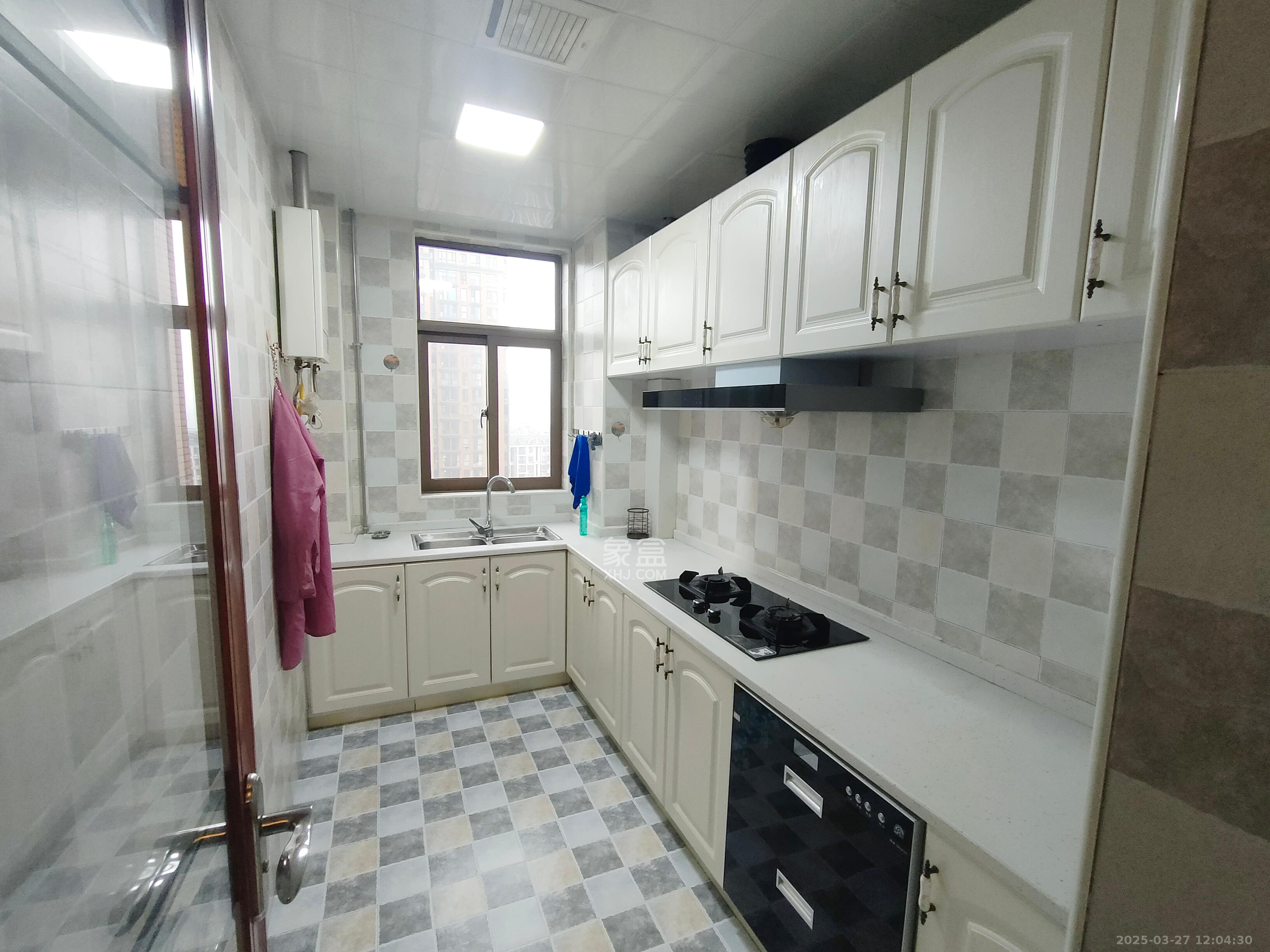 第六都(陆都小区) 3室2厅2卫 5000.0元/月 第六都(陆都小区) 3室2厅2卫 5000.0元/月室内图