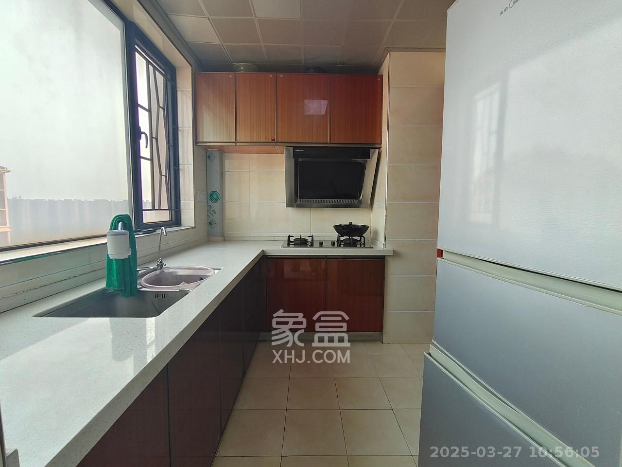 旭辉华庭  3室2厅2卫    1799.0元/月室内图