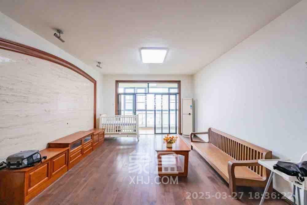 归心苑  4室2厅2卫    4500.0元/月室内图