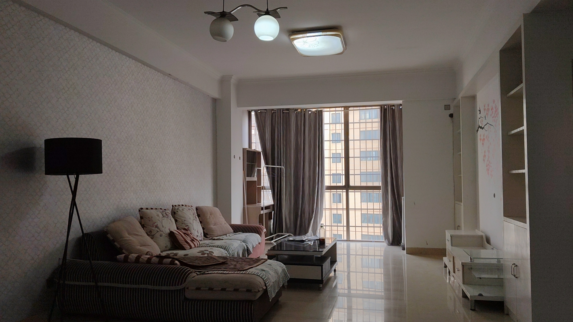 太平洋批发市场  2室1厅1卫    1000.0元/月 太平洋批发市场  2室1厅1卫    1000.0元/月