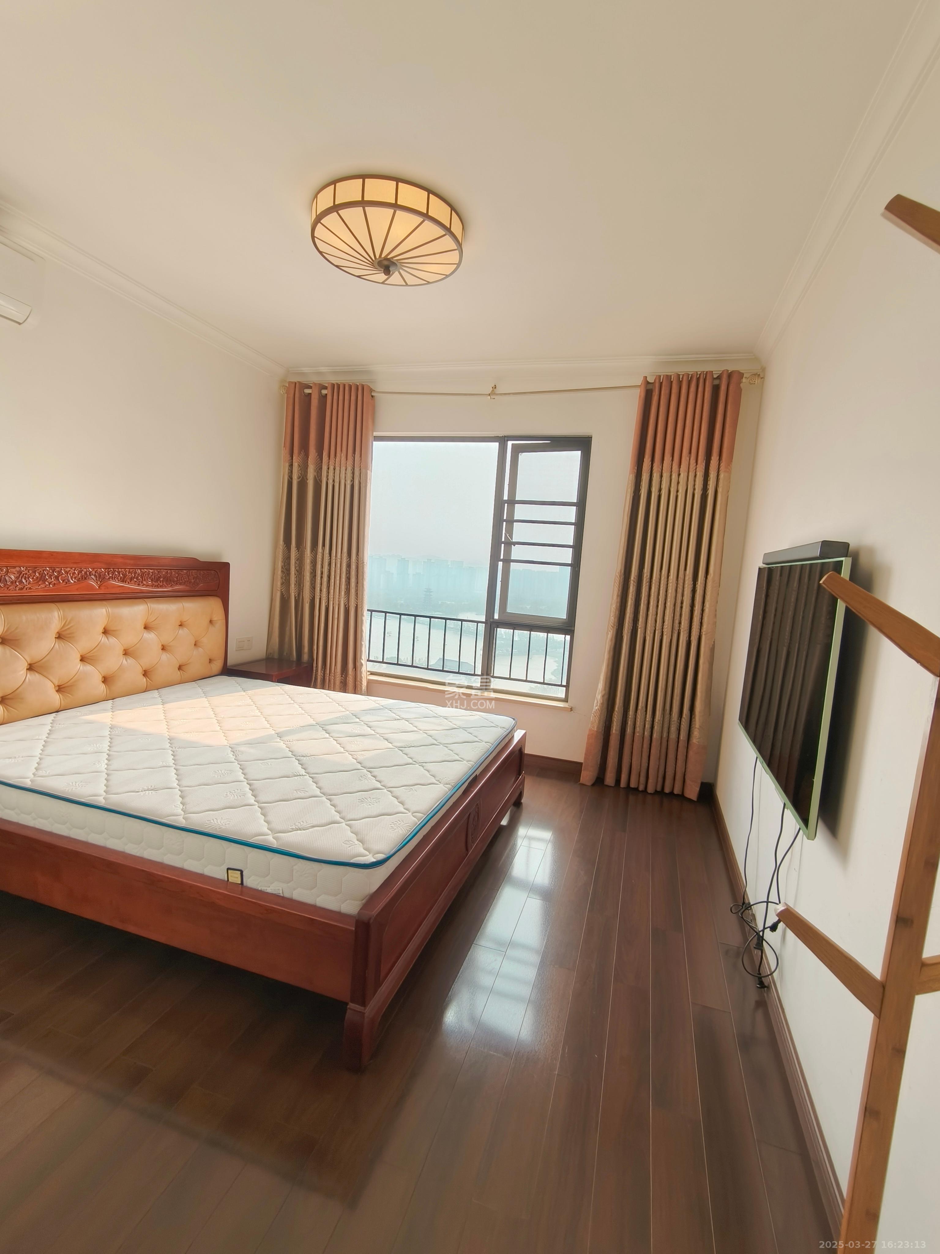 万科白鹭郡 4室2厅2卫 3400.0元/月 万科白鹭郡 4室2厅2卫 3400.0元/月室内图