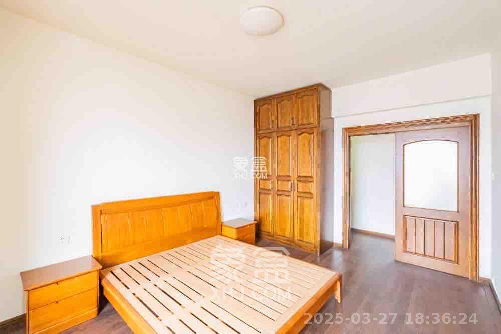 归心苑  4室2厅2卫    4500.0元/月室内图