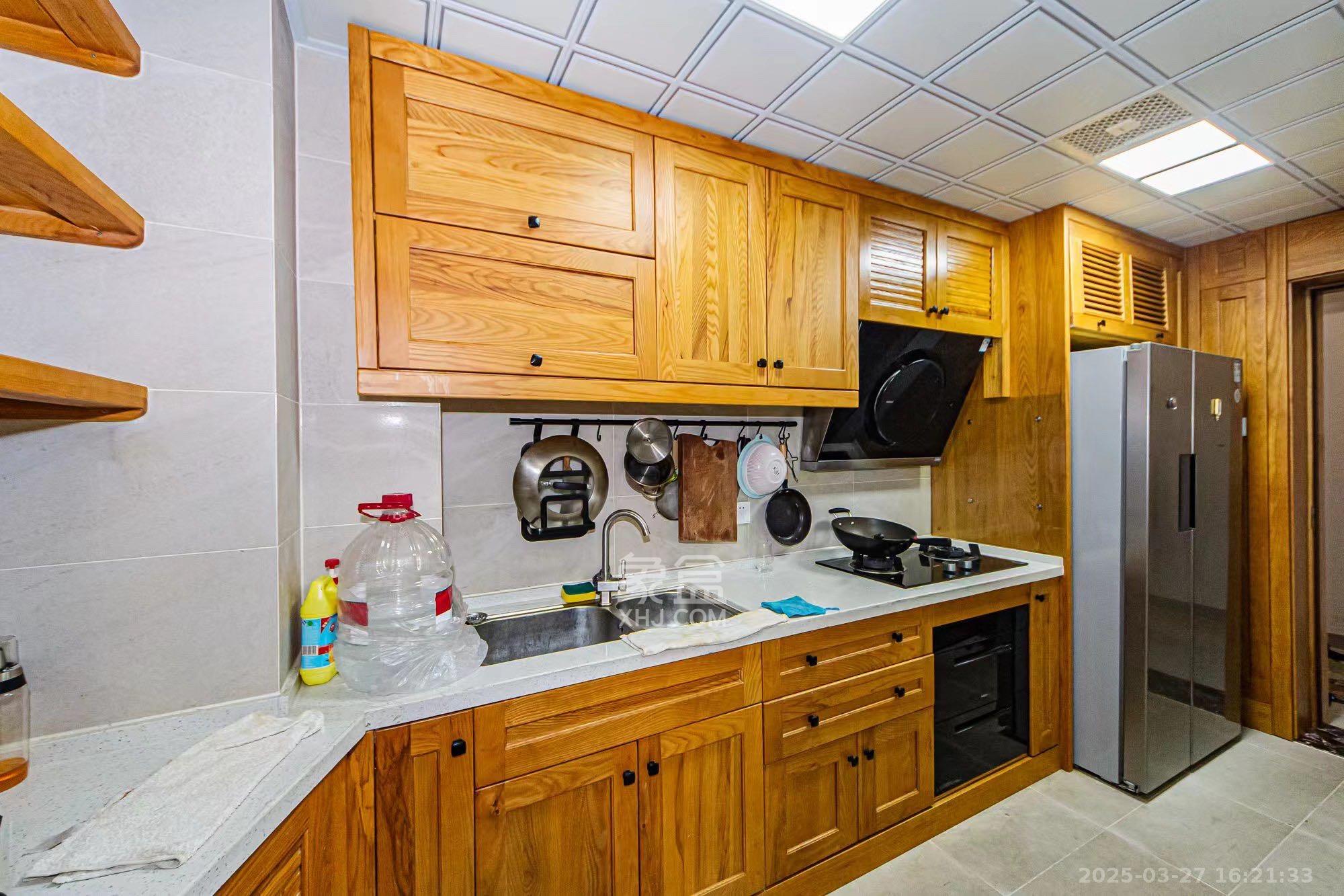 北辰三角洲E6区  3室2厅2卫    4500.0元/月 北辰三角洲E6区  3室2厅2卫    4500.0元/月室内图