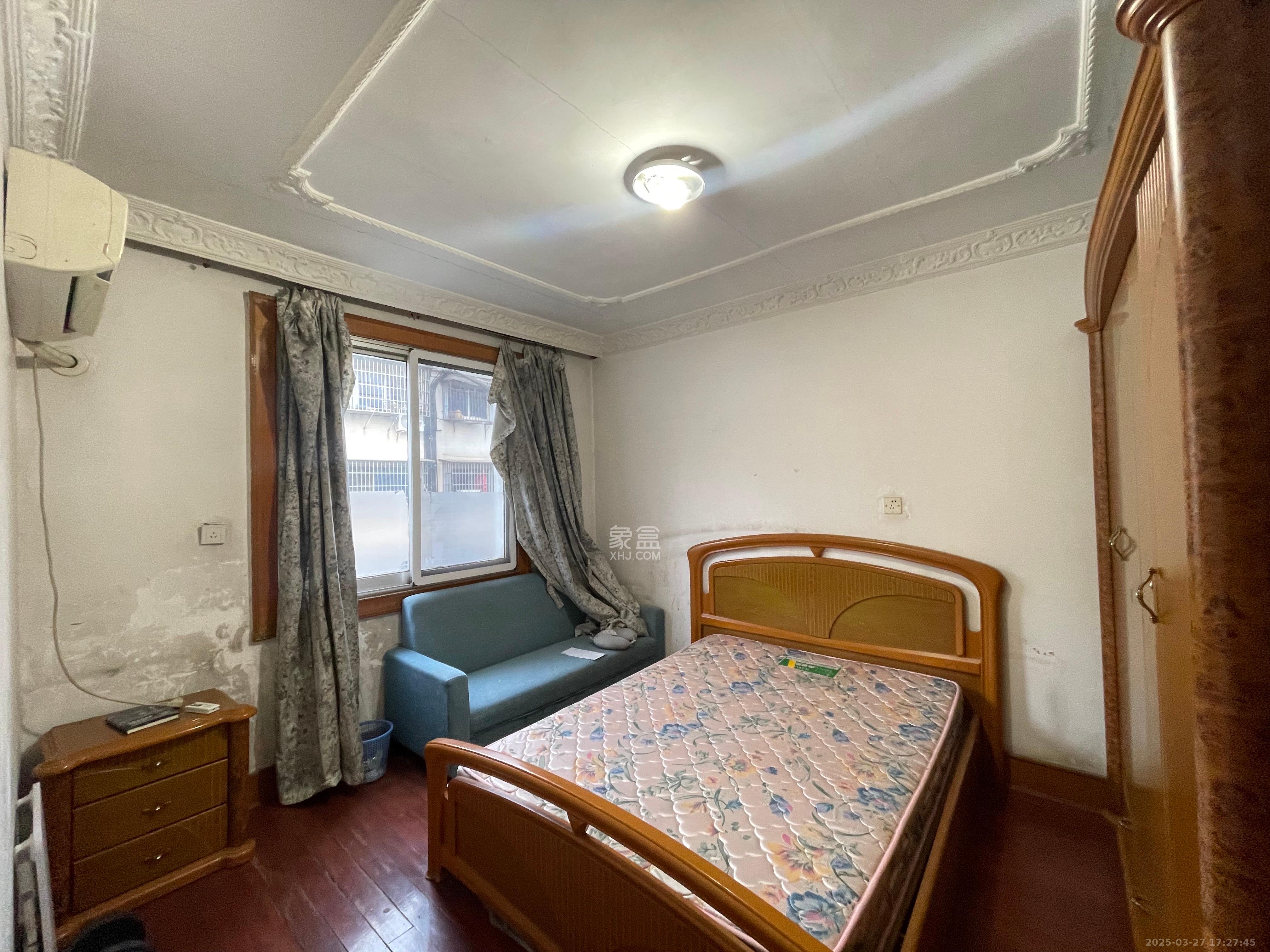 长坡水利水电机械厂宿舍 1室1厅1卫 1500.0元/月 长坡水利水电机械厂宿舍 1室1厅1卫 1500.0元/月室内图