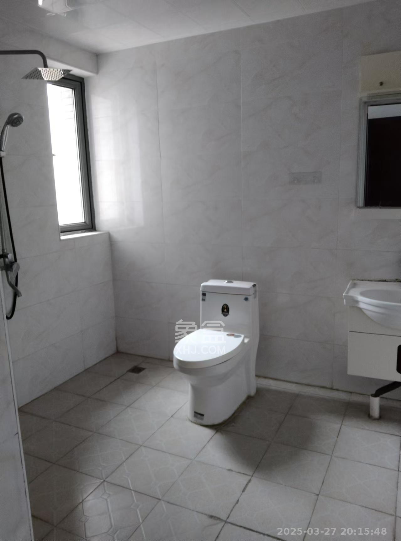 八方小区C区 3室2厅2卫 4200.0元/月 八方小区C区 3室2厅2卫 4200.0元/月室内图