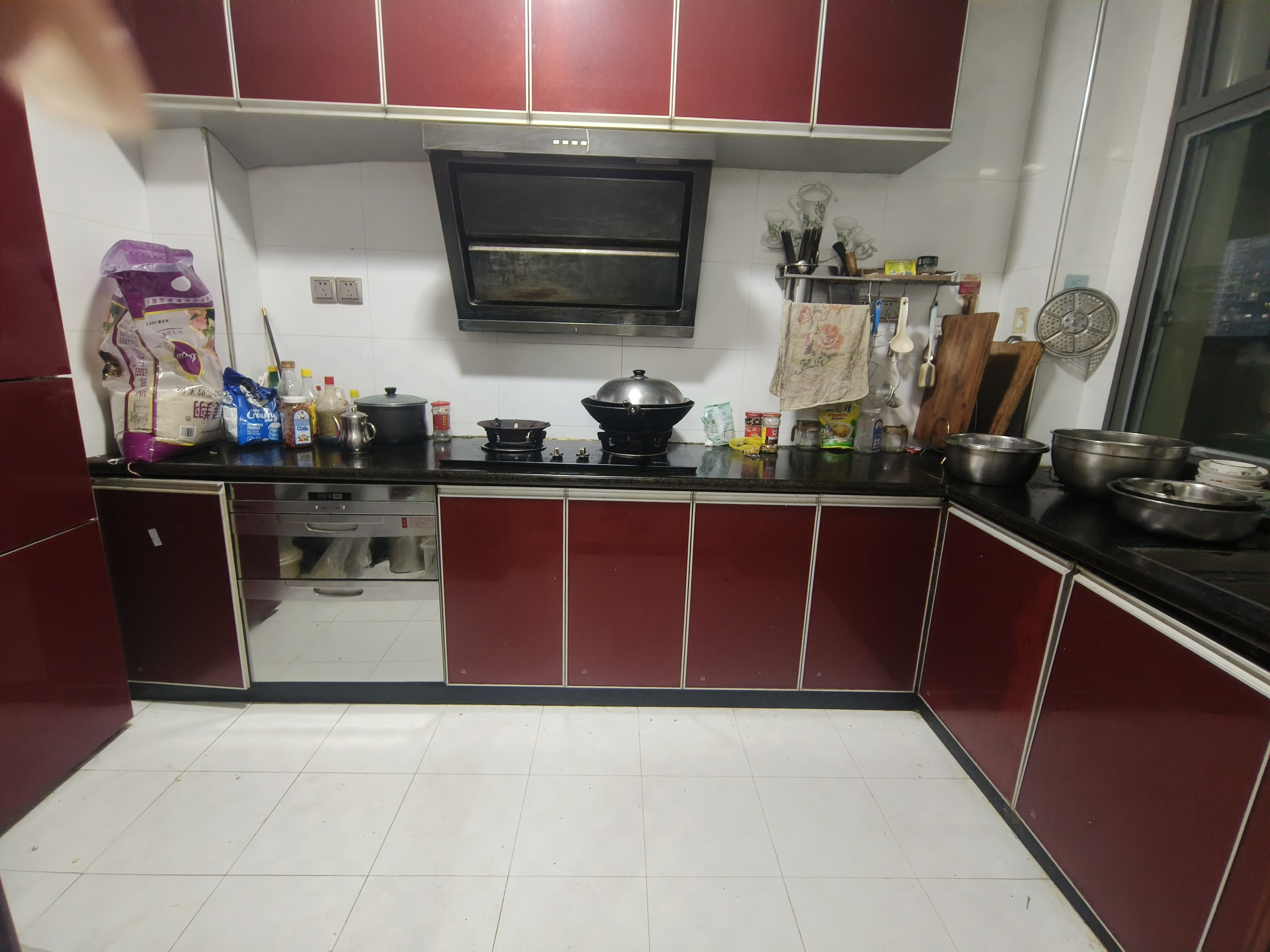 南苑上和一期  3室2厅2卫    69.8万 南苑上和一期  3室2厅2卫    69.8万客厅