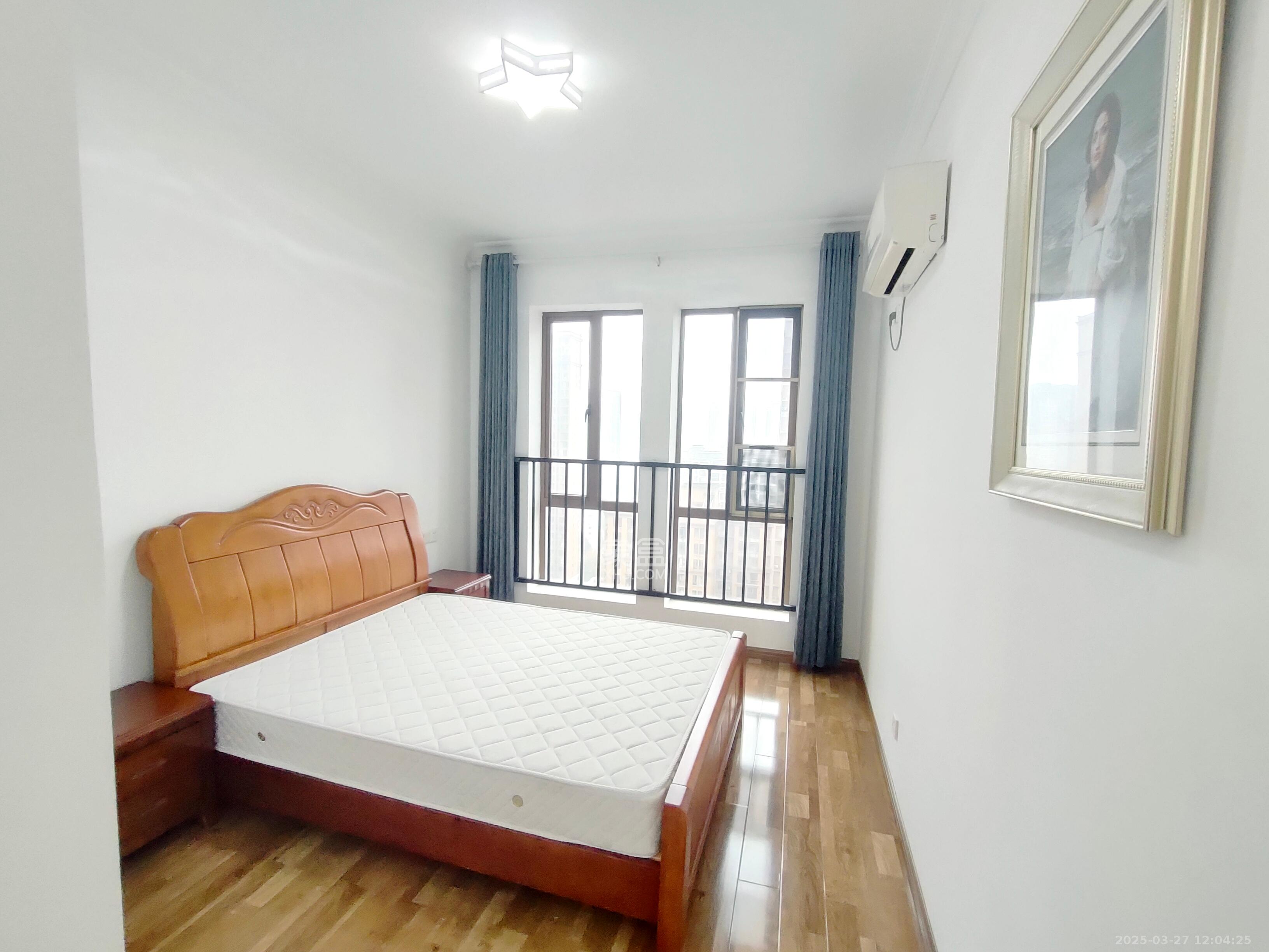 第六都(陆都小区) 3室2厅2卫 5000.0元/月 第六都(陆都小区) 3室2厅2卫 5000.0元/月室内图