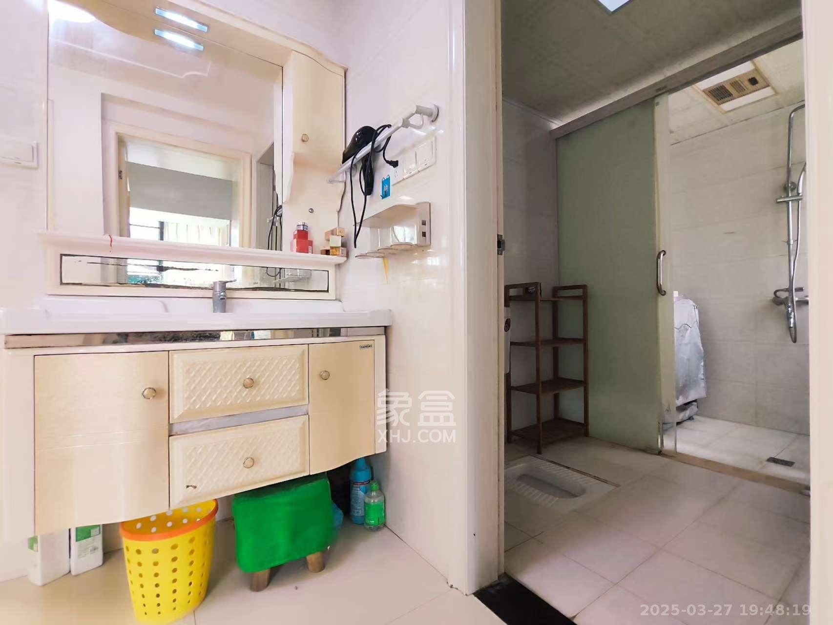 勤诚达新界 3室2厅1卫 1900.0元/月 勤诚达新界 3室2厅1卫 1900.0元/月室内图